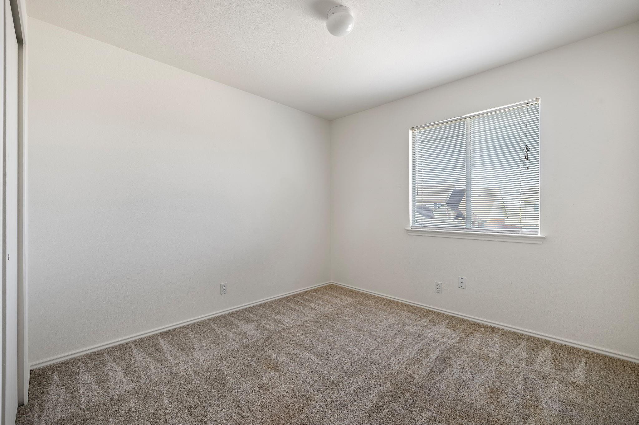 3104 Tyler Ln Property Photo 18