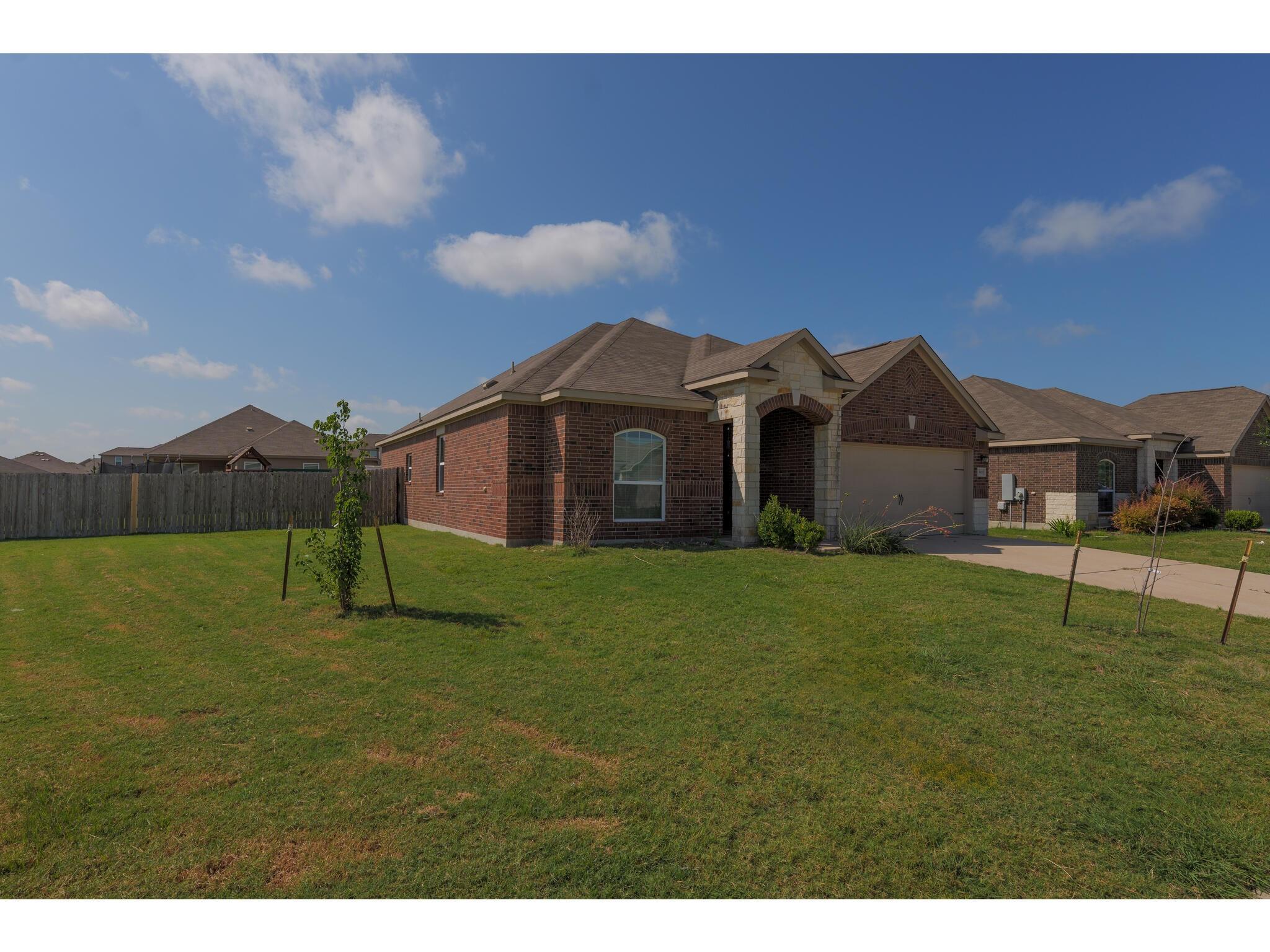 13913 Nelson Houser St Property Photo
