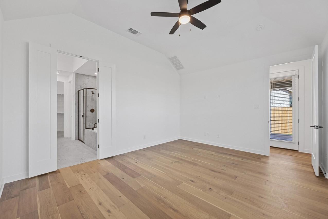 516 Gerona Ct Property Photo 8
