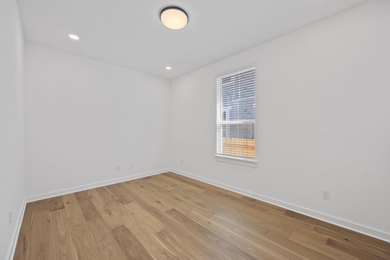 516 Gerona Ct Property Photo 12