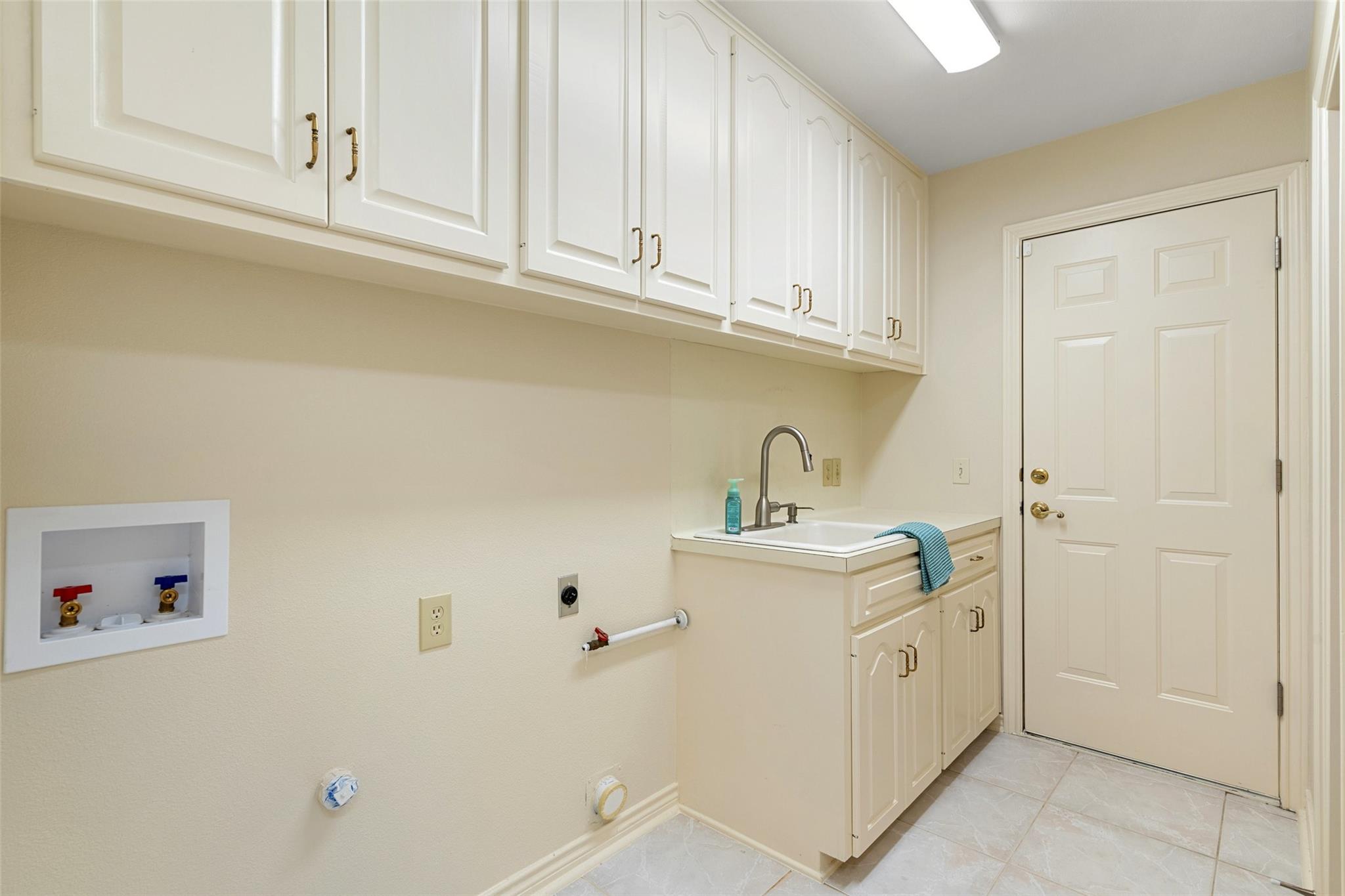 5913 Doone Valley Ct Property Photo 34