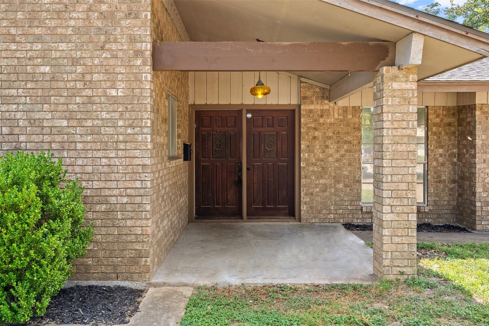 2203 Murray Ave Property Photo 6