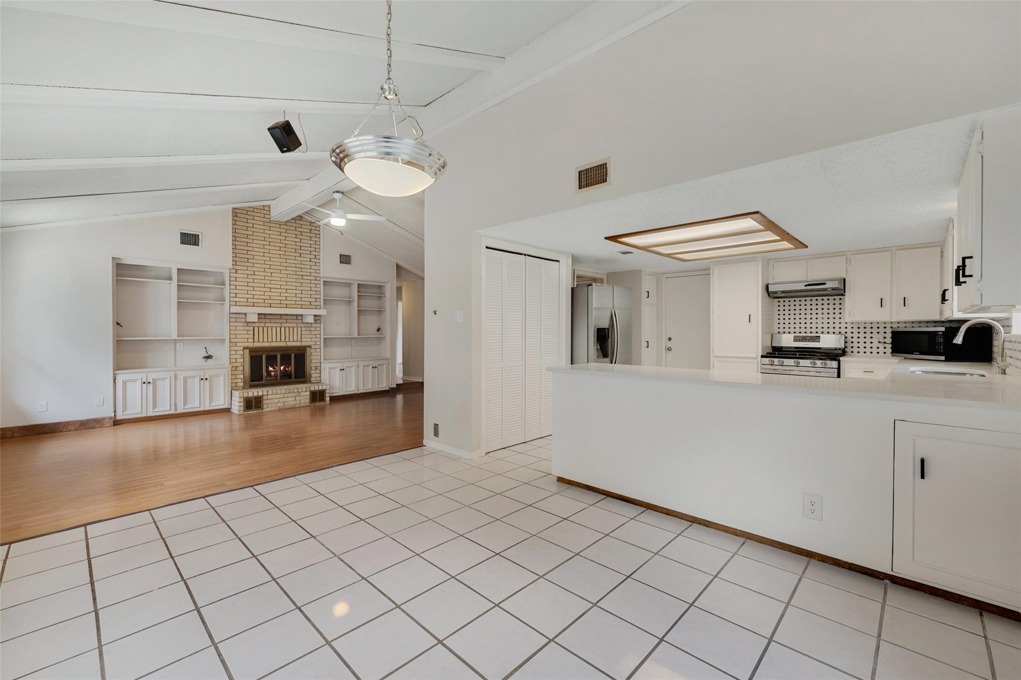6700 Colina Ln Property Photo 11