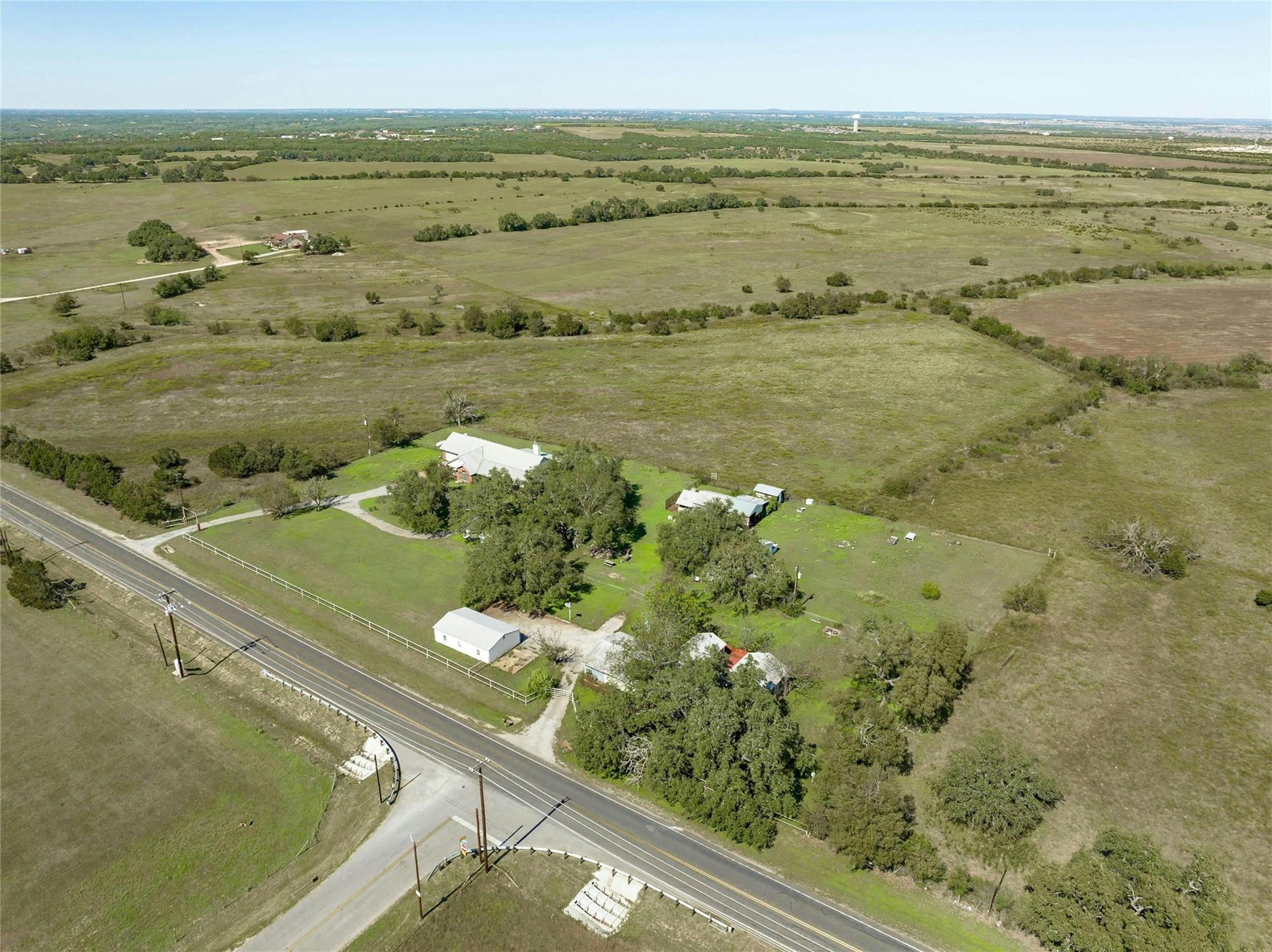 14410 Hero Way Property Photo 4
