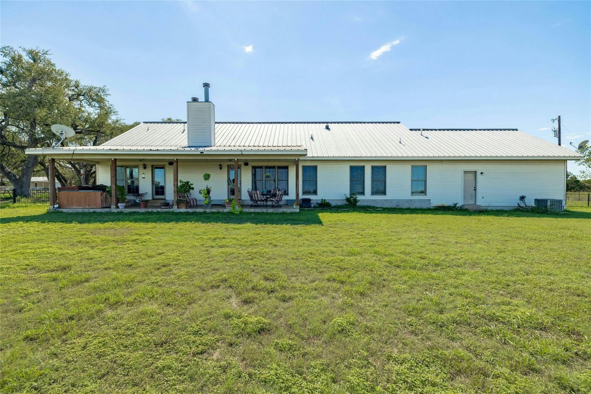 14410 Hero Way Property Photo 8