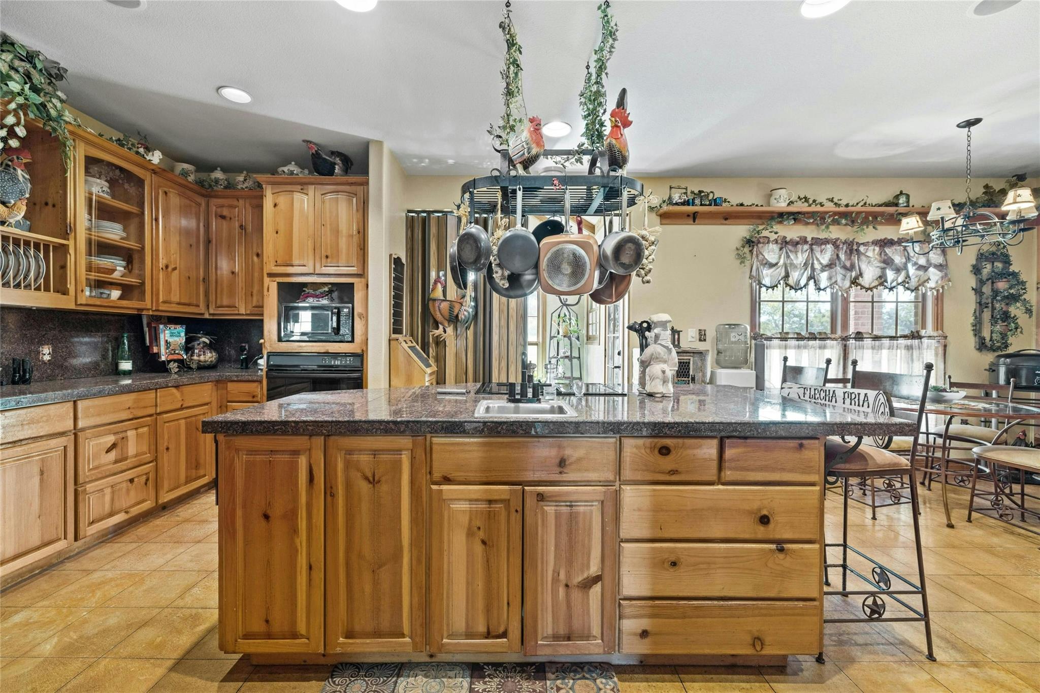14410 Hero Way Property Photo 23