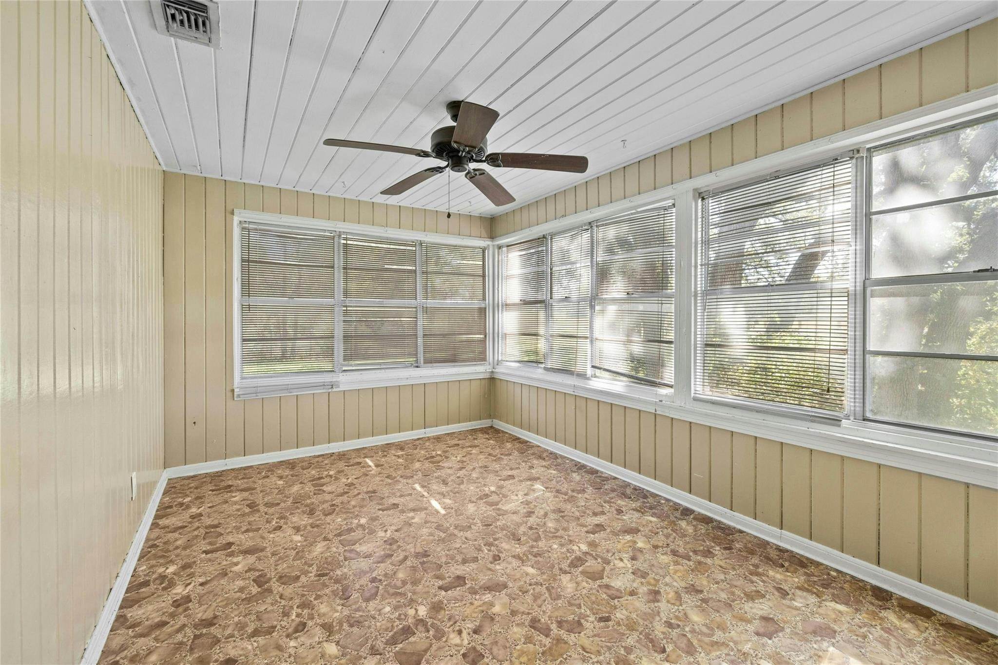 14410 Hero Way Property Photo 28
