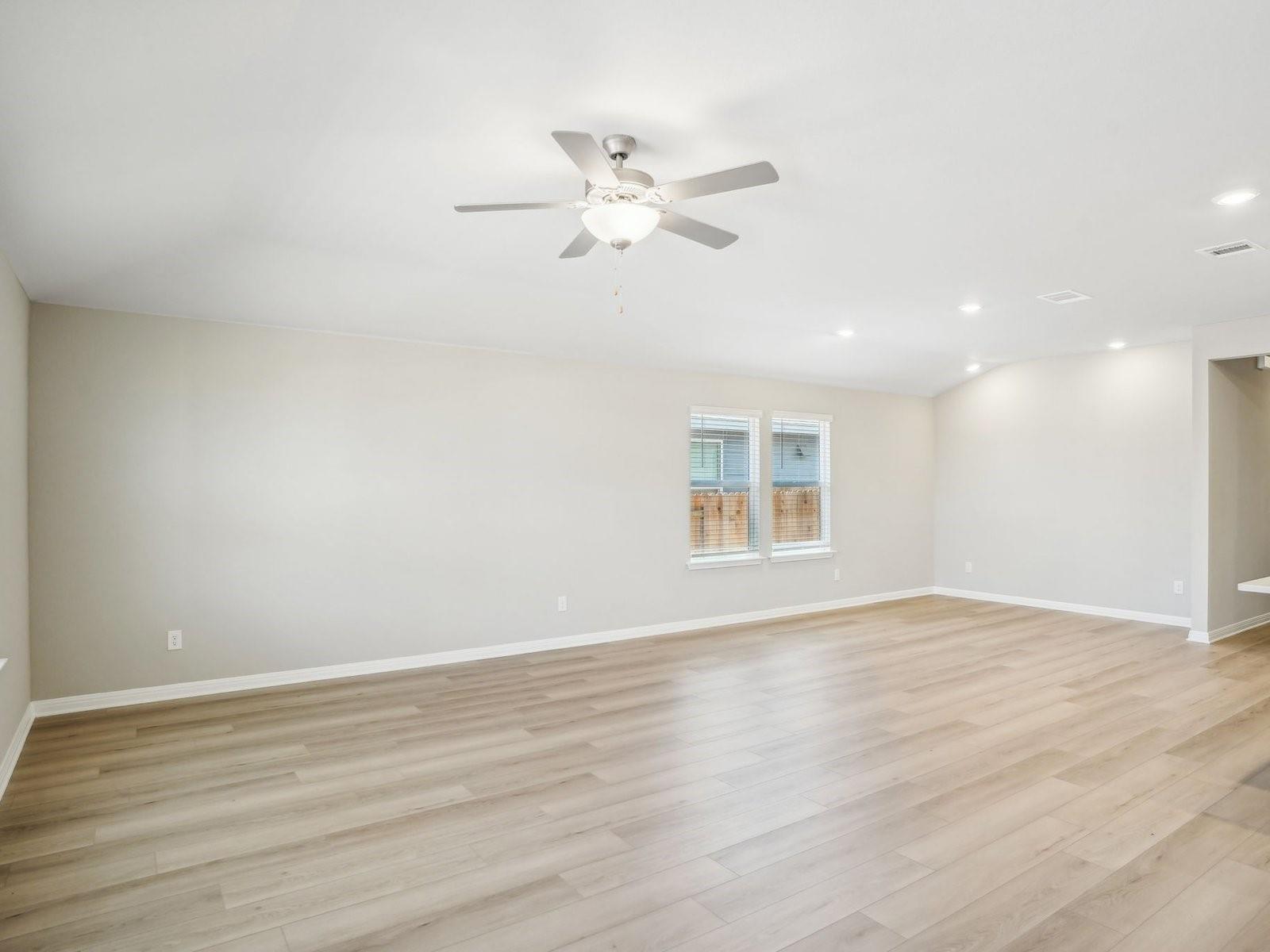273 Honey Onyx Trl Property Photo 7