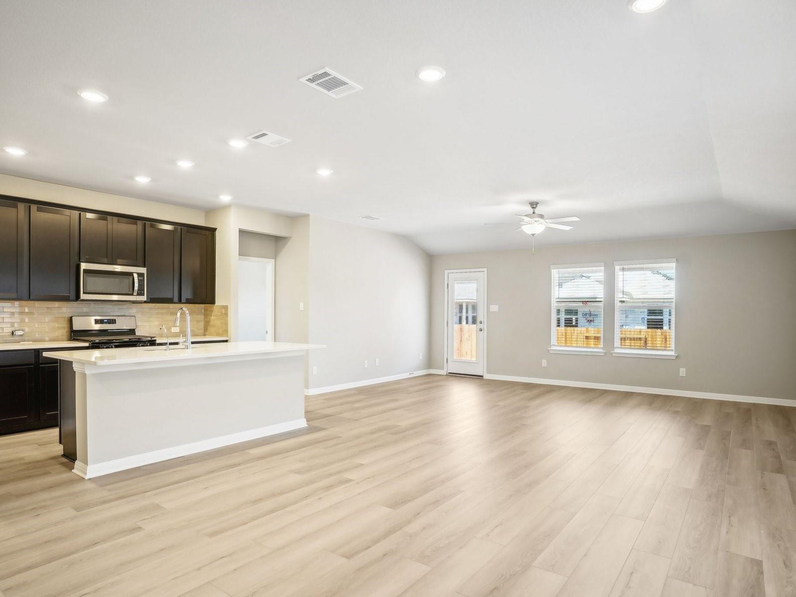 273 Honey Onyx Trl Property Photo 11