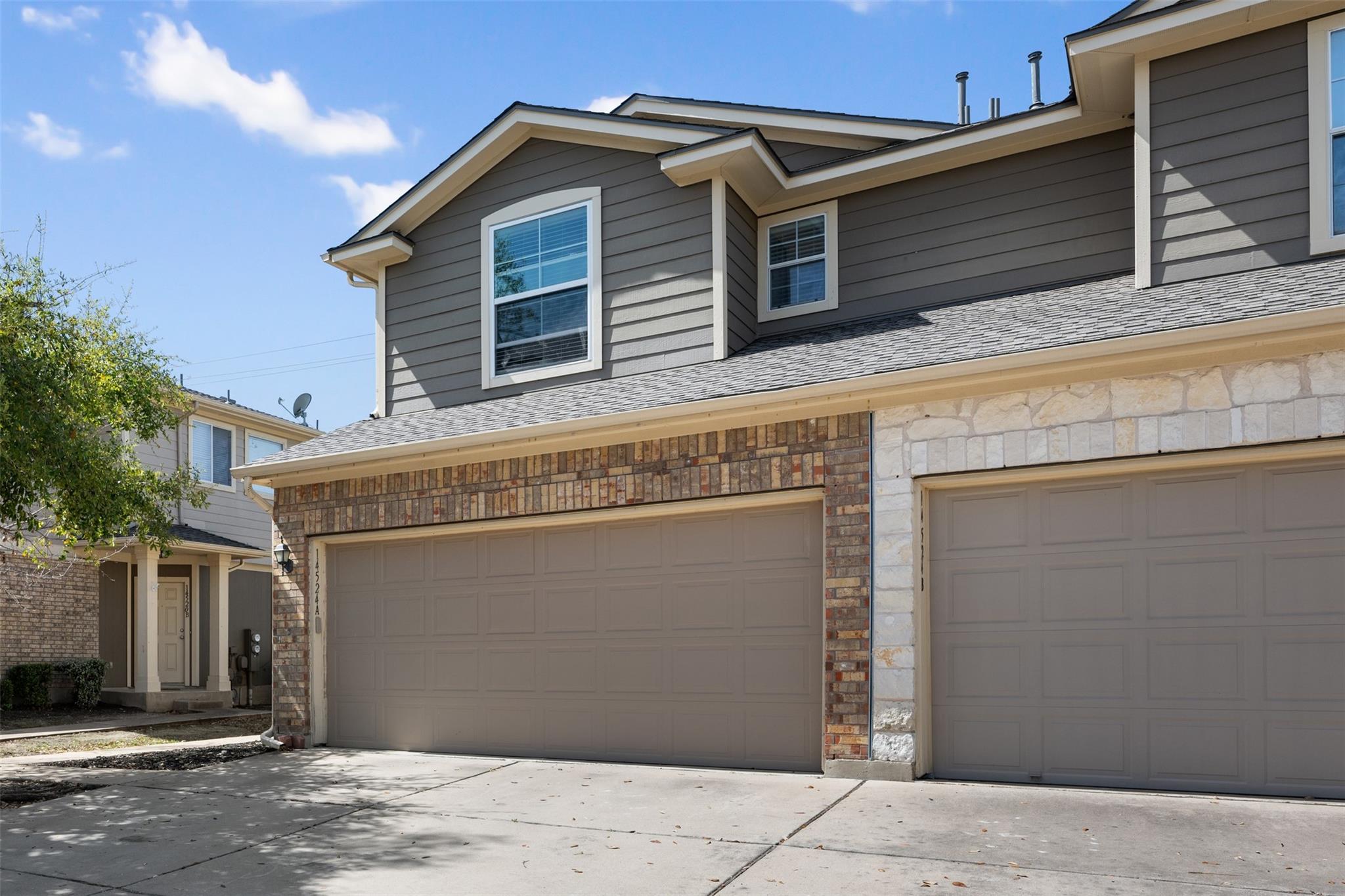 14524 Charles Dickens Dr A Property Photo 2