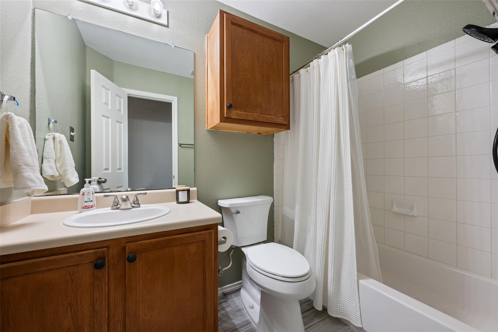 14524 Charles Dickens Dr A Property Photo 24