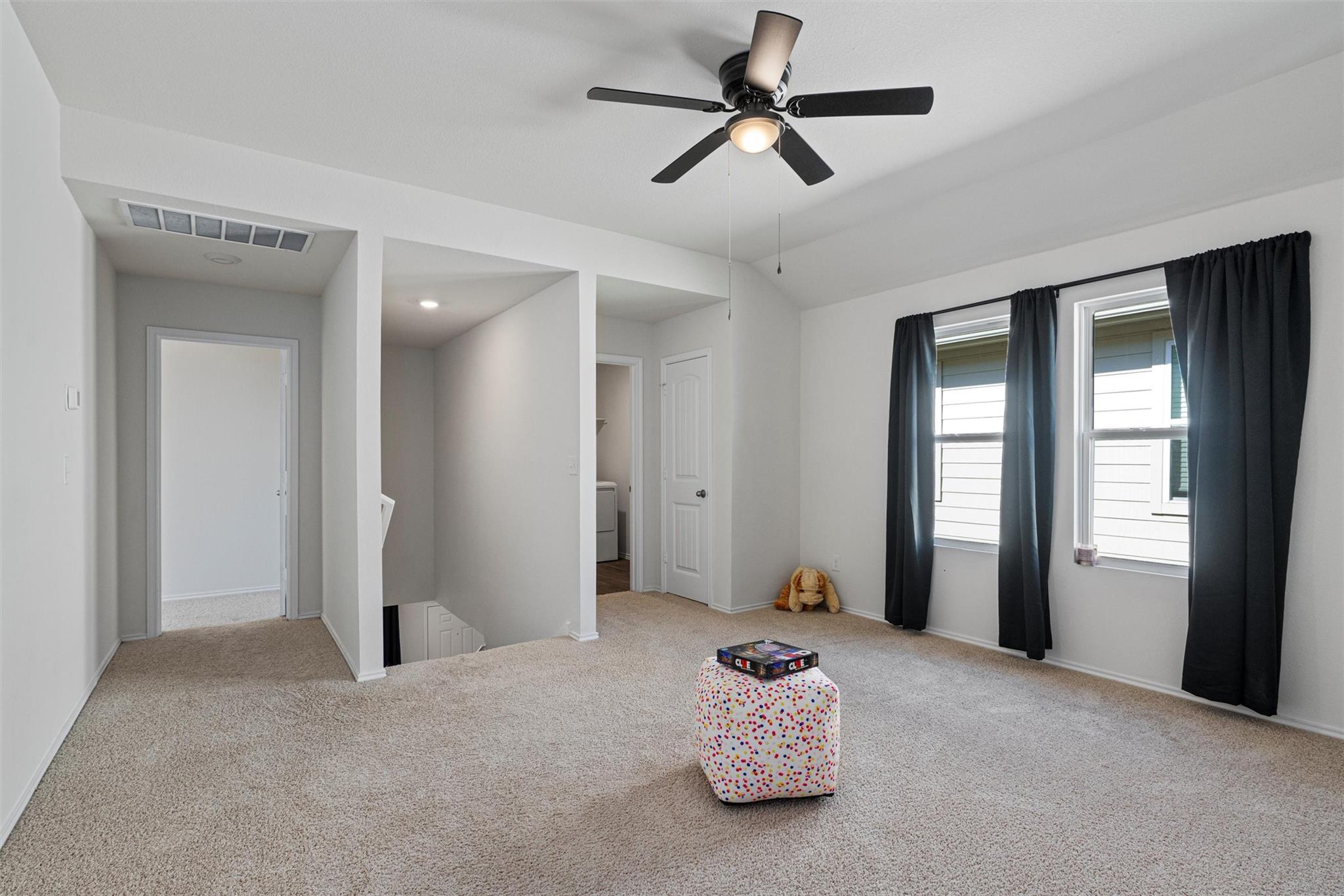 11104 Roving Pass Property Photo 24