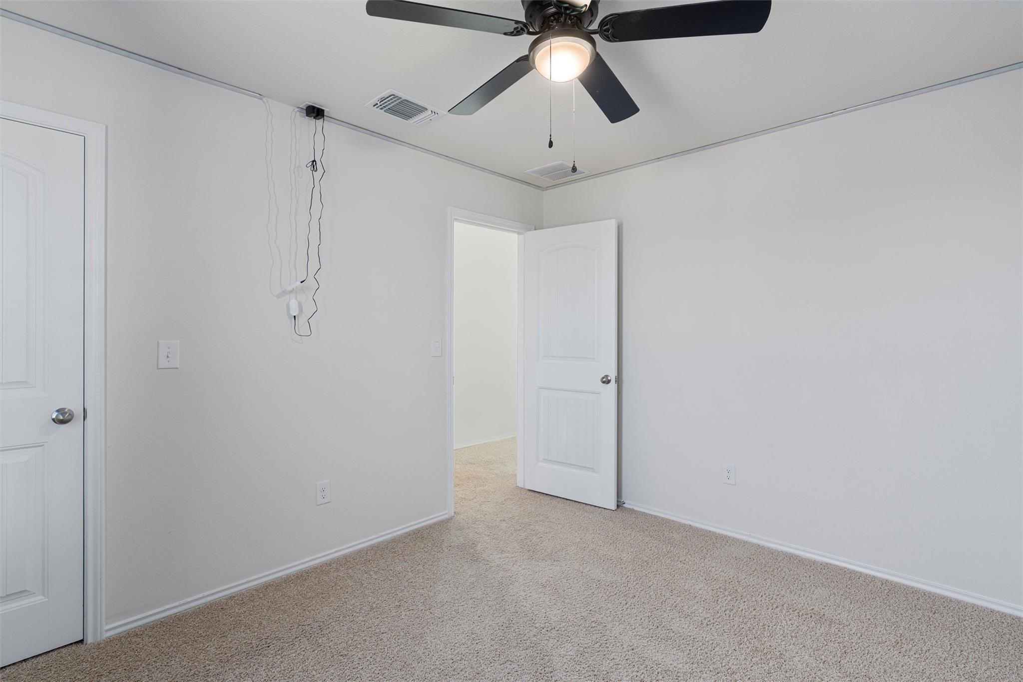 11104 Roving Pass Property Photo 27