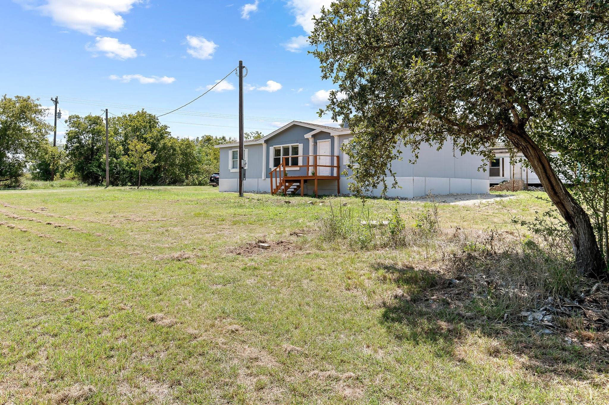 900 County Road 304 Property Photo 4