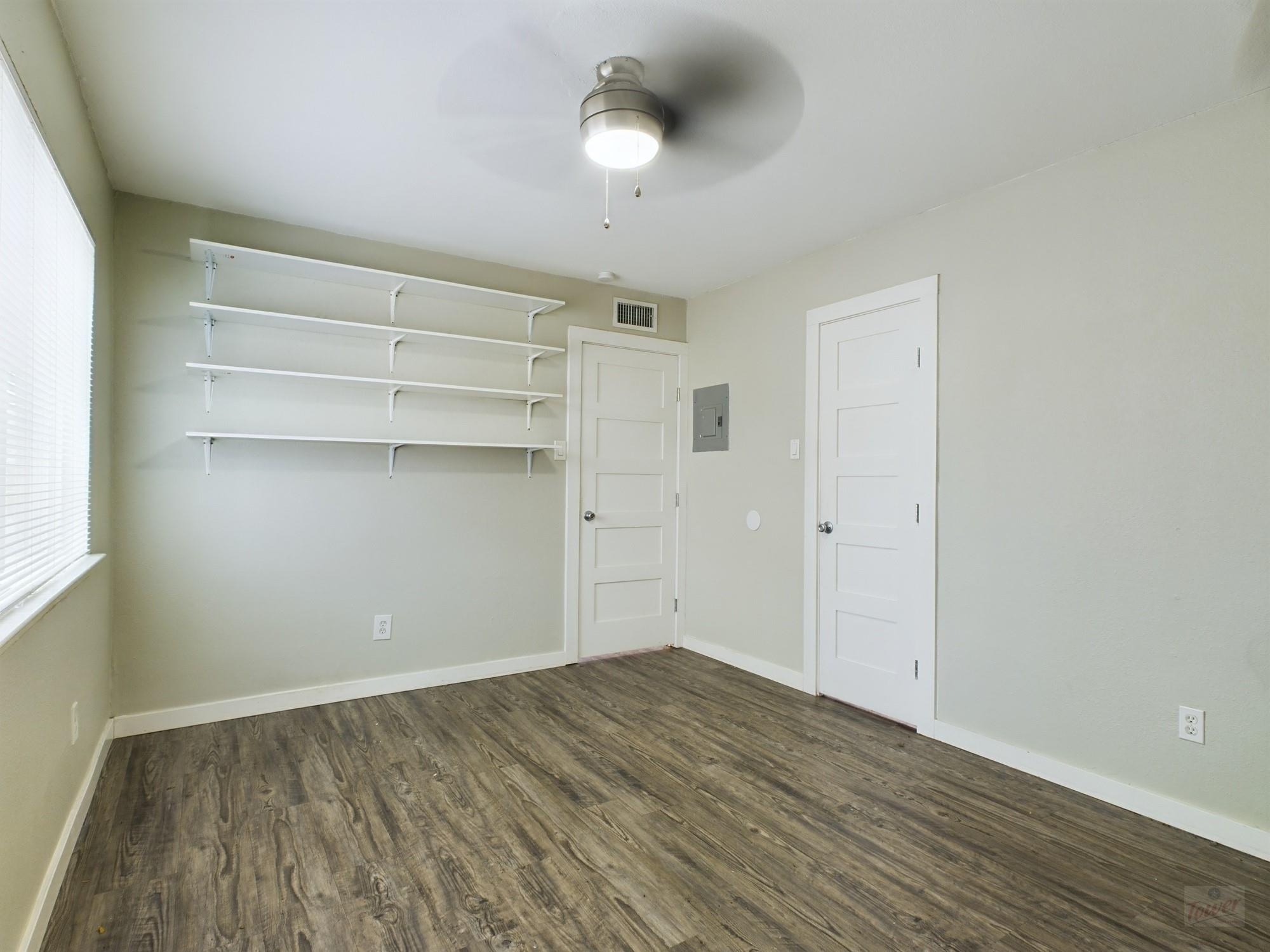 2124 Burton Dr 166 Property Photo 15