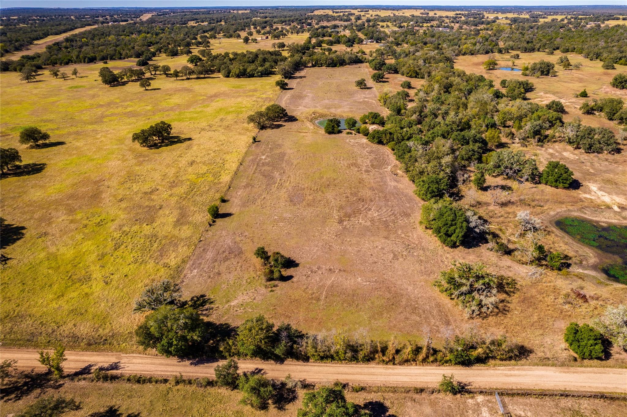117 County Rd Property Photo 2
