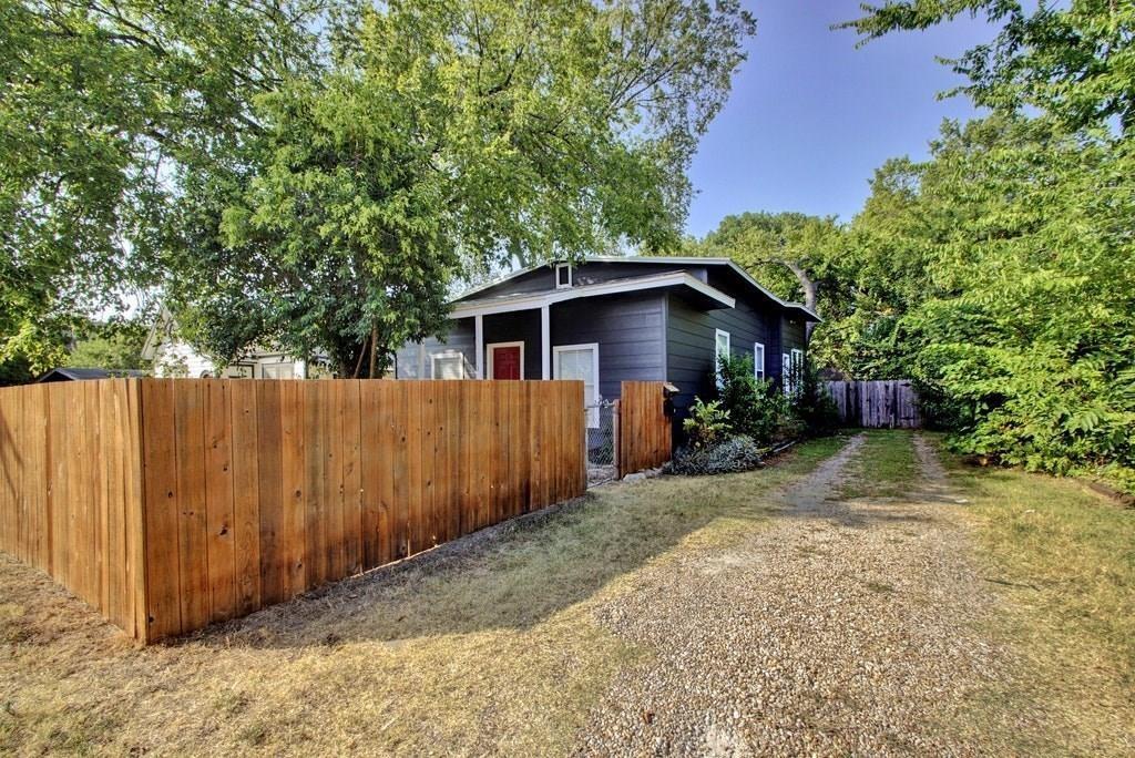 607-611 Nelray Blvd Property Photo 8