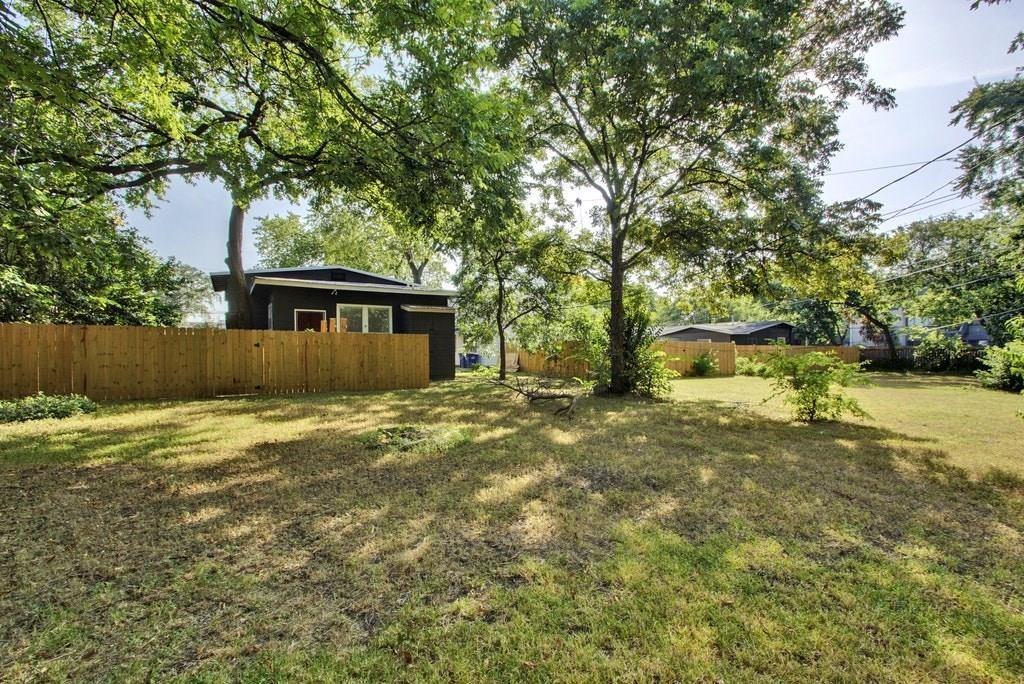 607-611 Nelray Blvd Property Photo 9