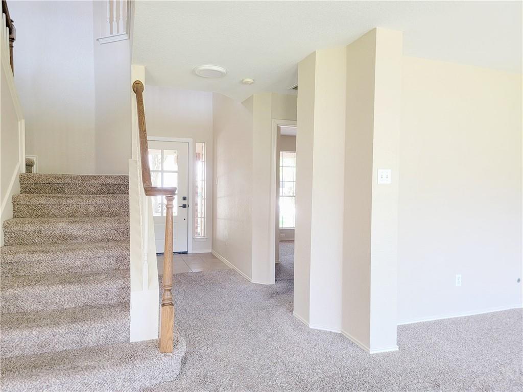 610 Cenizo Path Property Photo 3