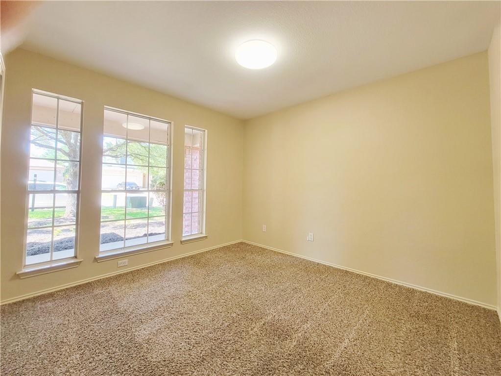 610 Cenizo Path Property Photo 15