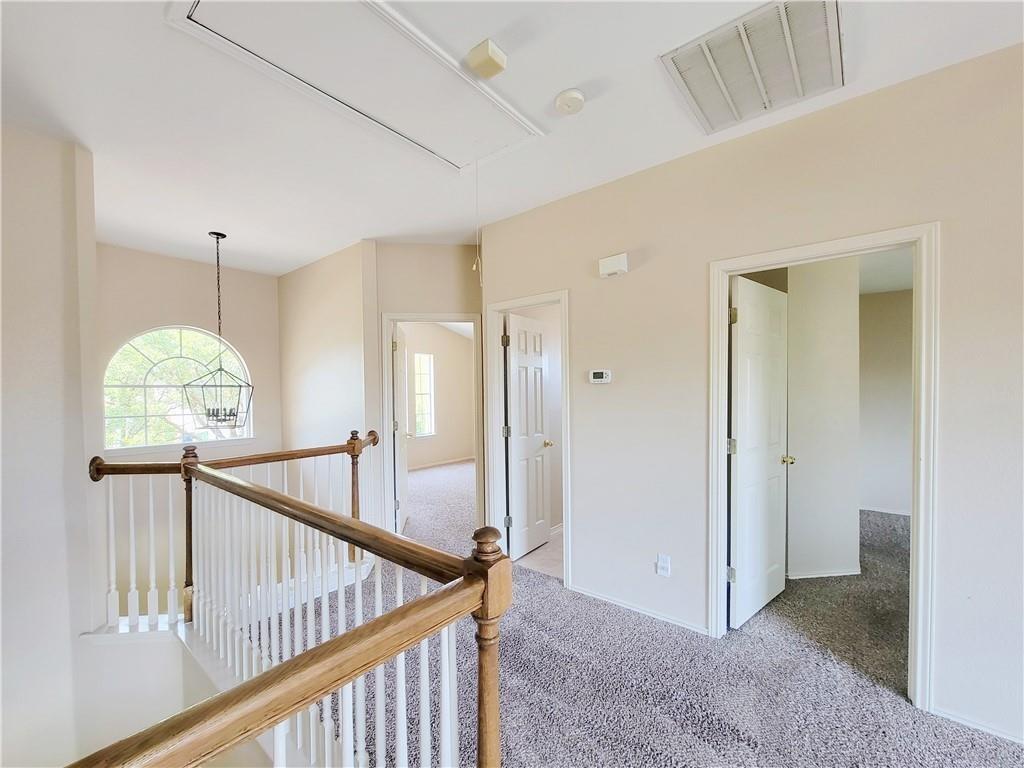 610 Cenizo Path Property Photo 16