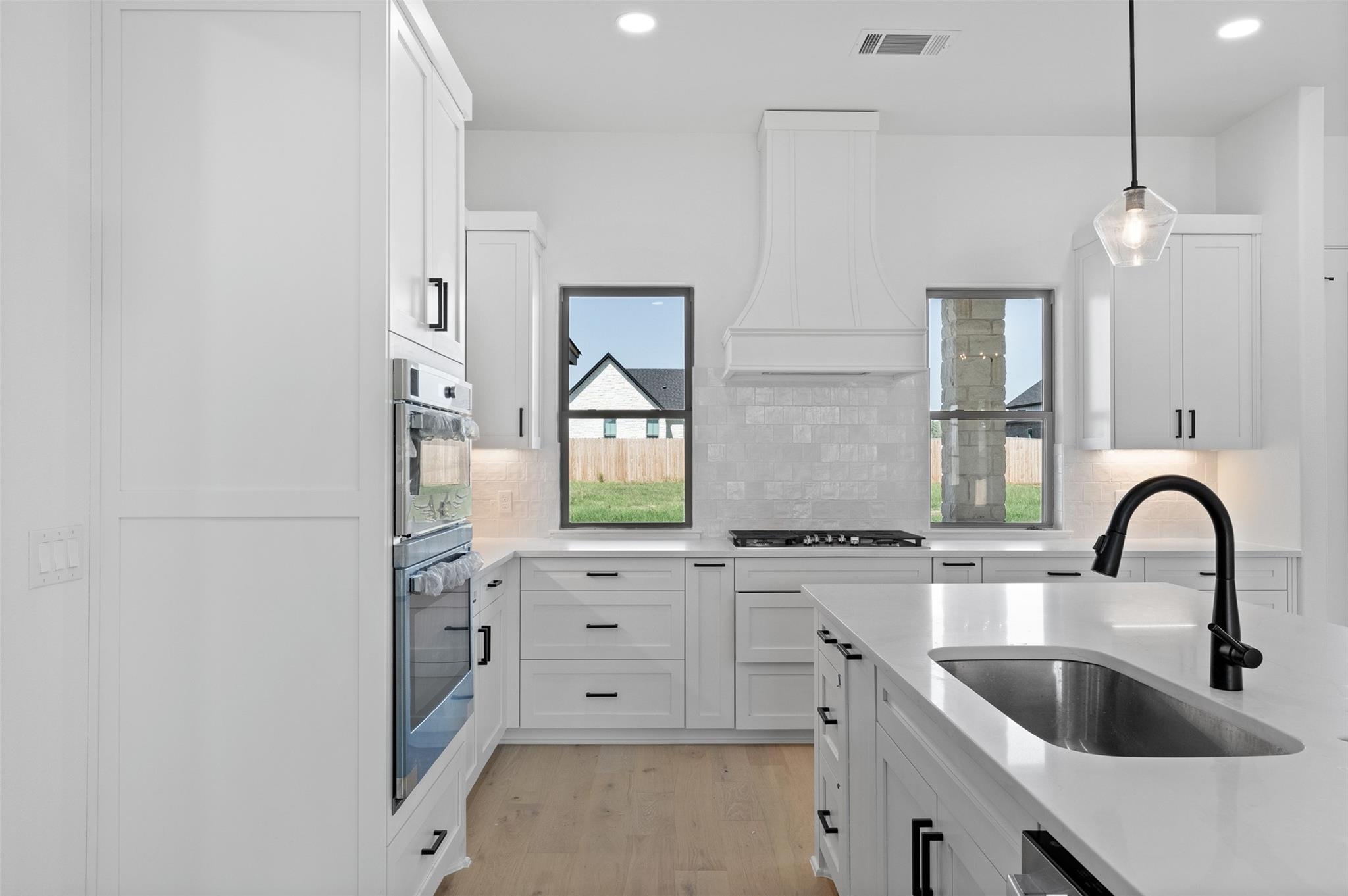 4048 Aerie St Property Photo 12