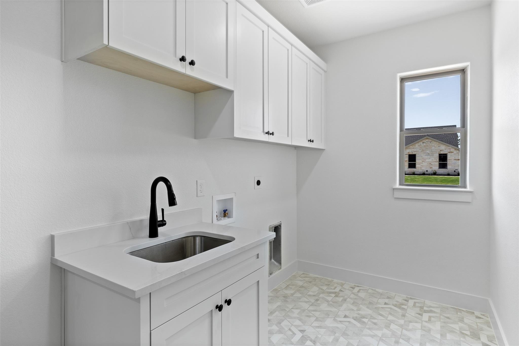 4048 Aerie St Property Photo 15