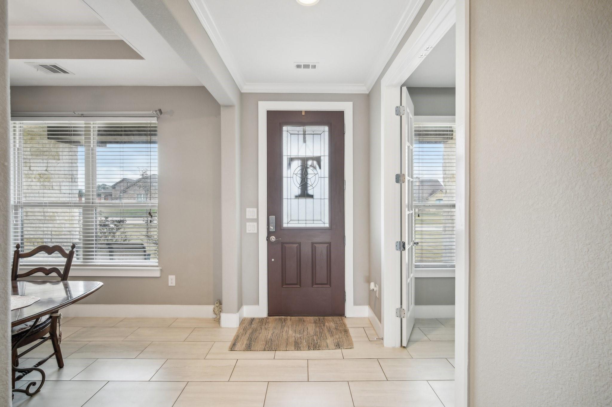 281 Chisholm Trl Property Photo 5