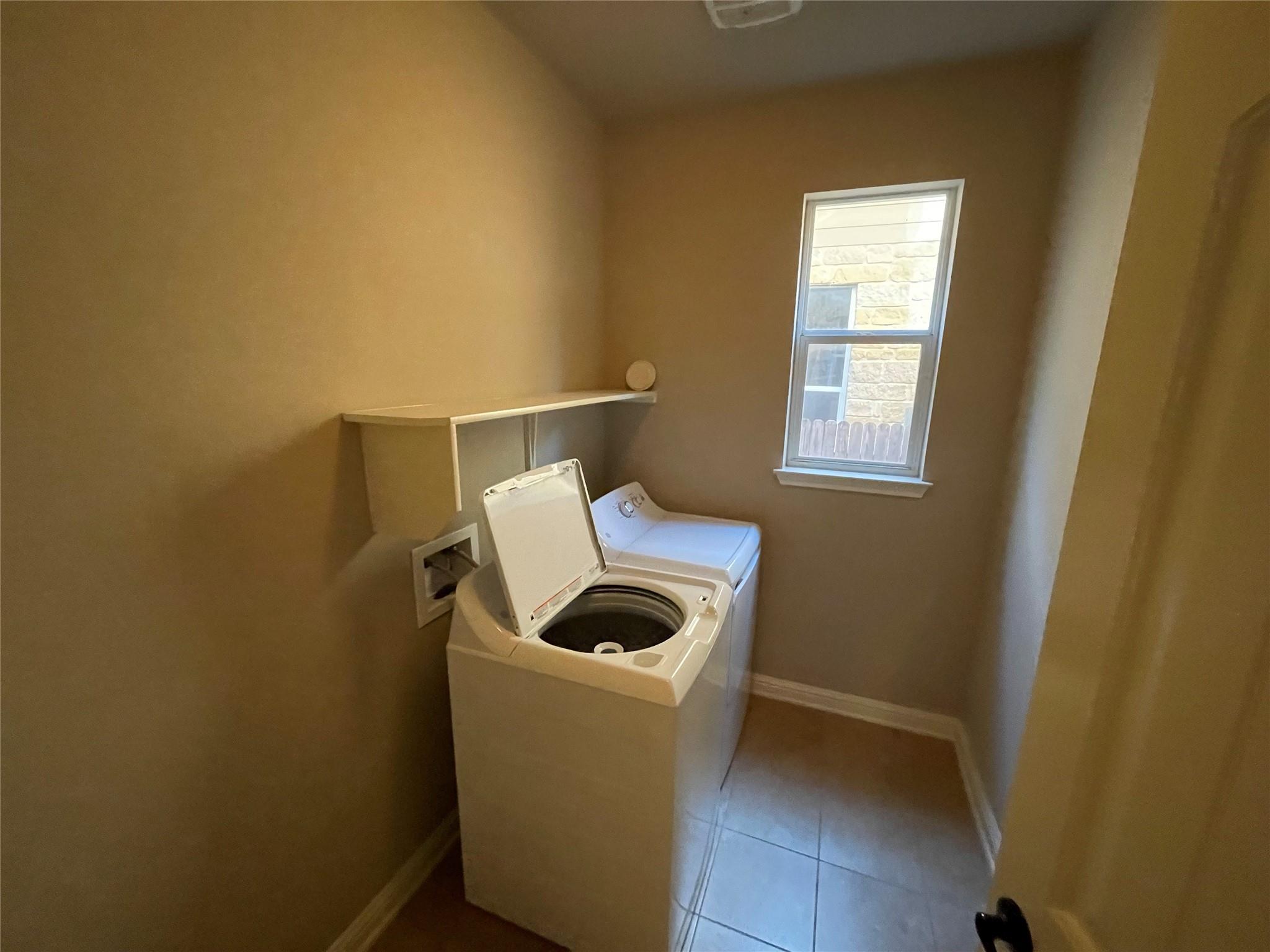 513 Spanish Mustang Dr Property Photo 16