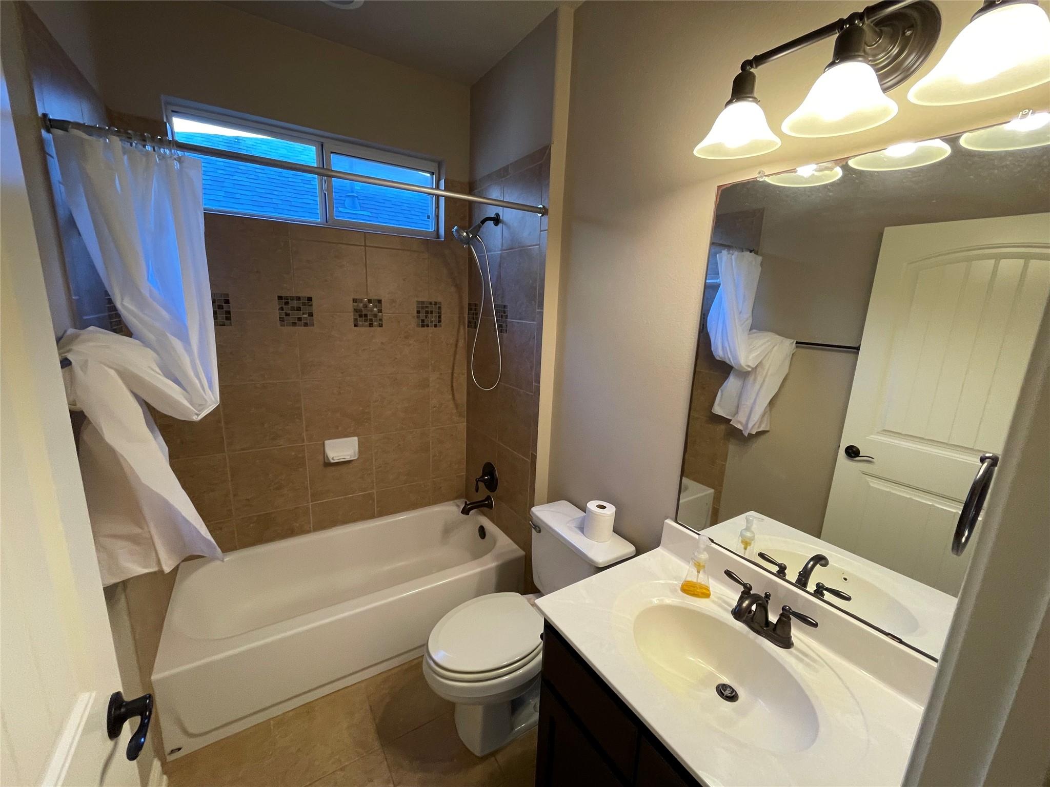 513 Spanish Mustang Dr Property Photo 26