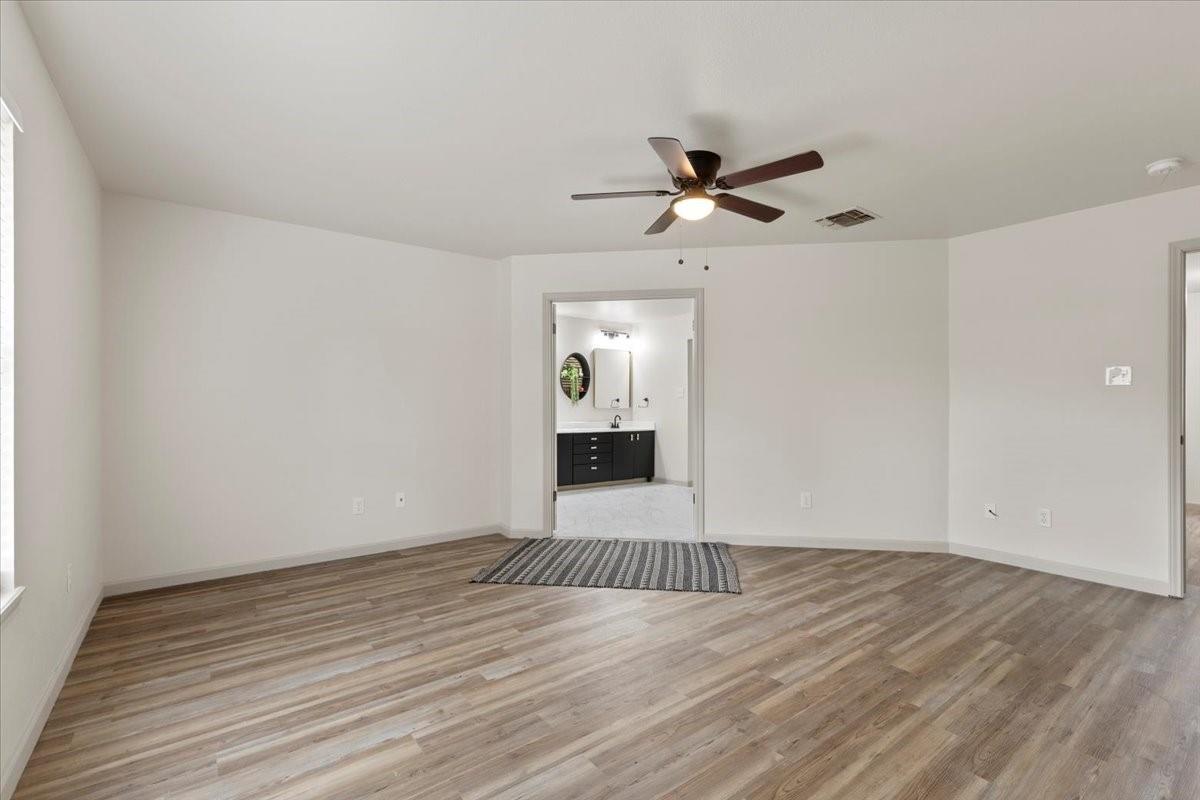 802 Locust St Property Photo 14
