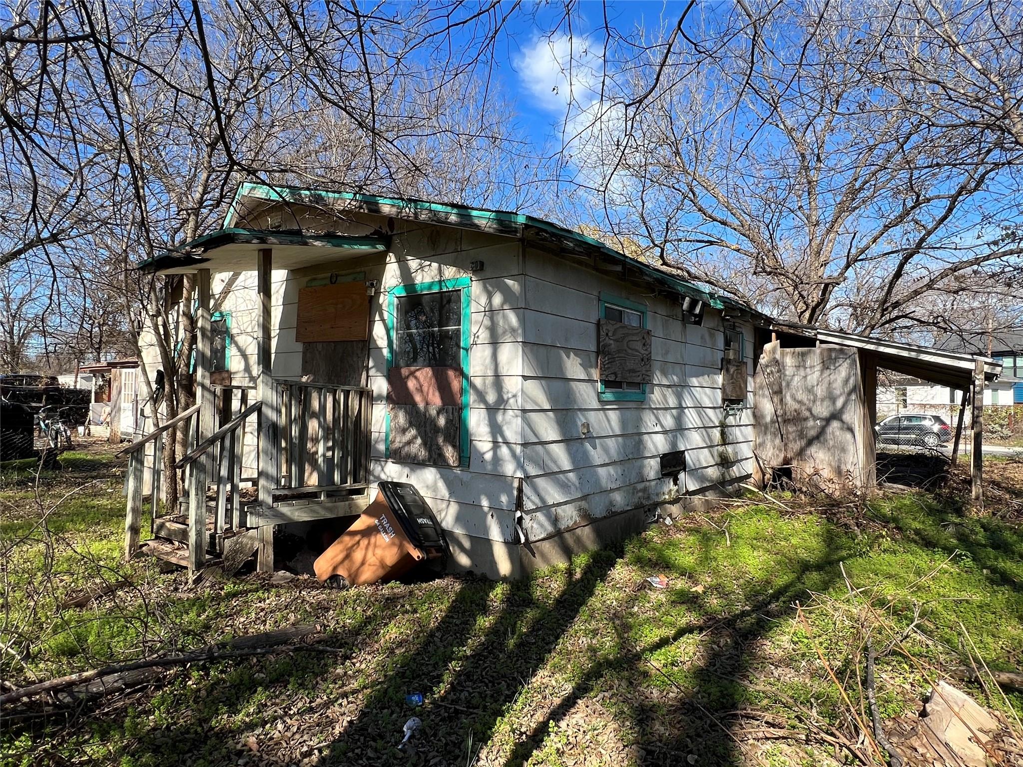 5207 Prock Ln Property Photo 3