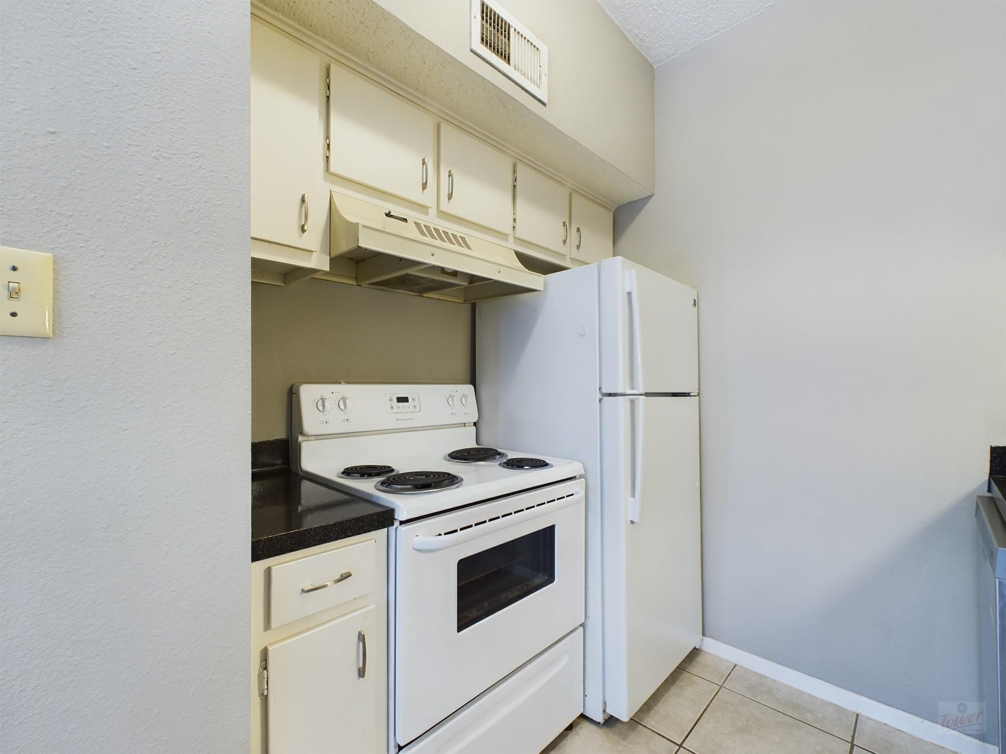 3316 Guadalupe St 304 Property Photo 6