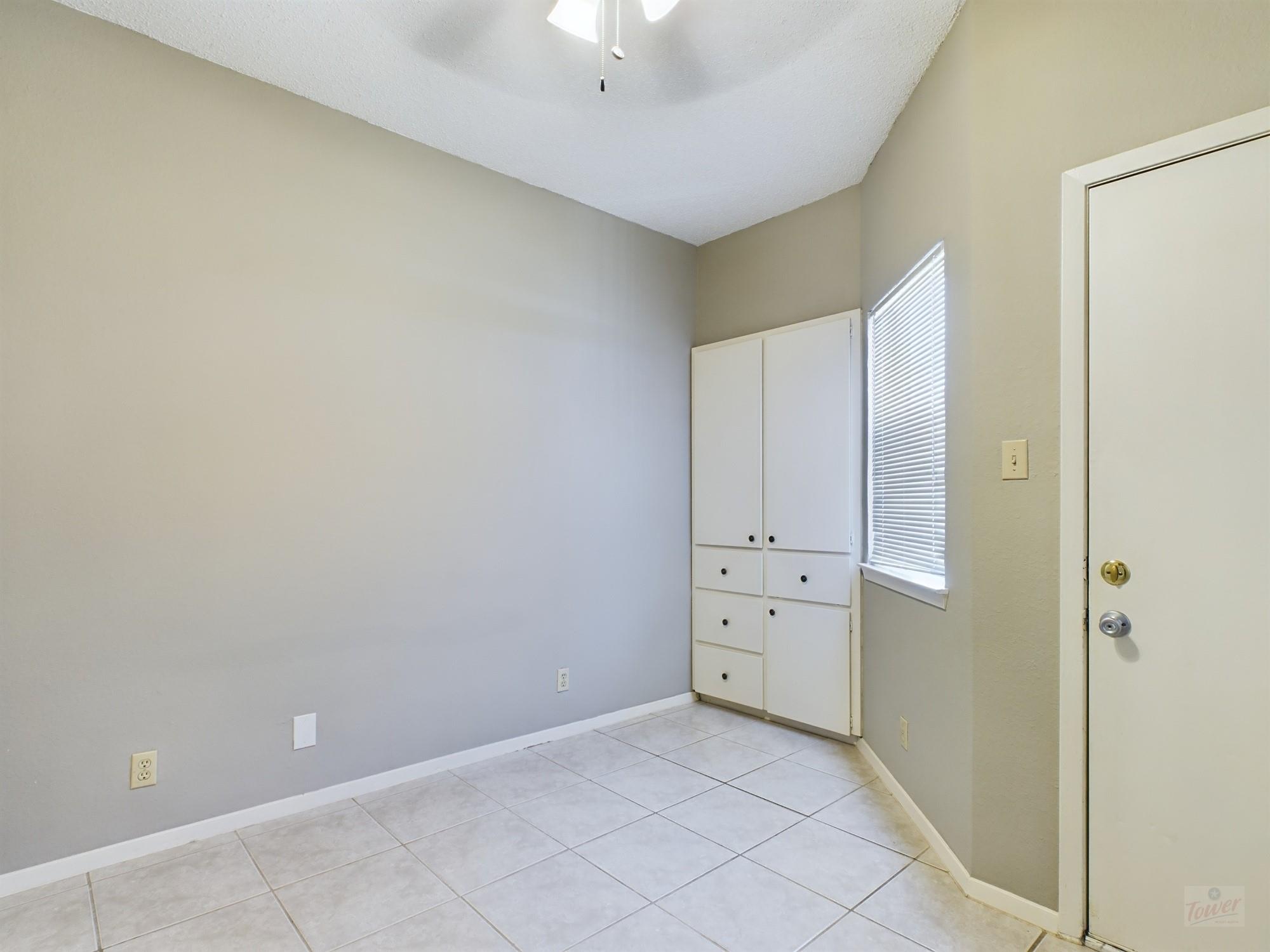 3316 Guadalupe St 304 Property Photo 9