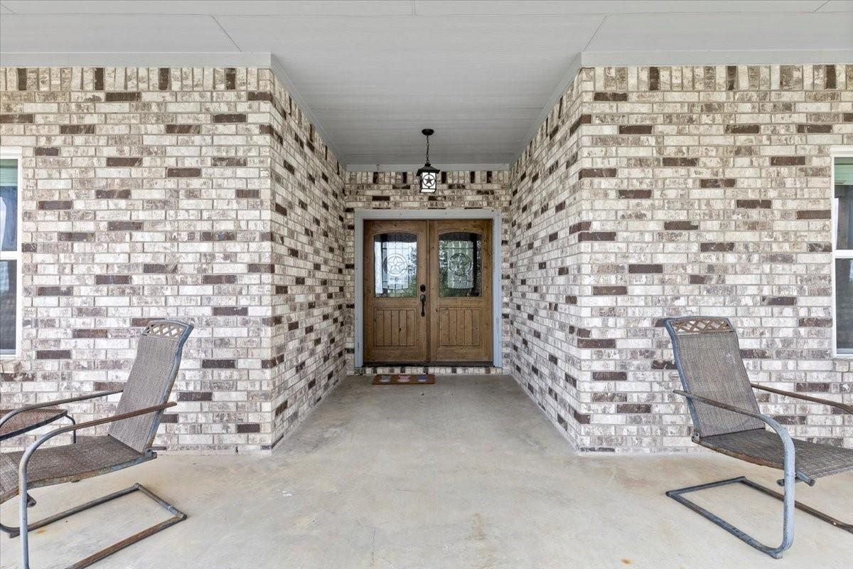 1883 Watterson Rd Property Photo 6