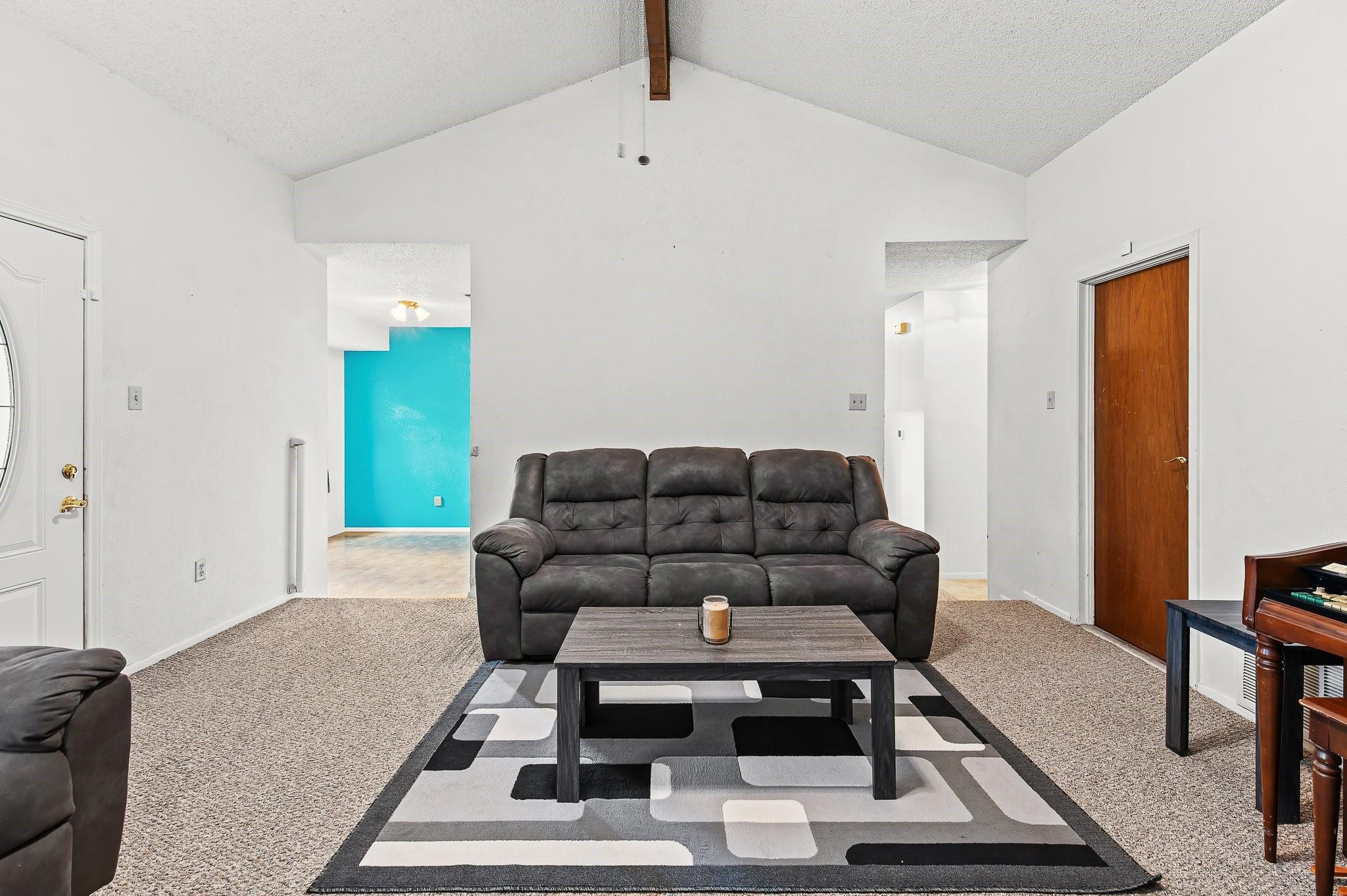 411 Oat Meadow Dr Property Photo 11