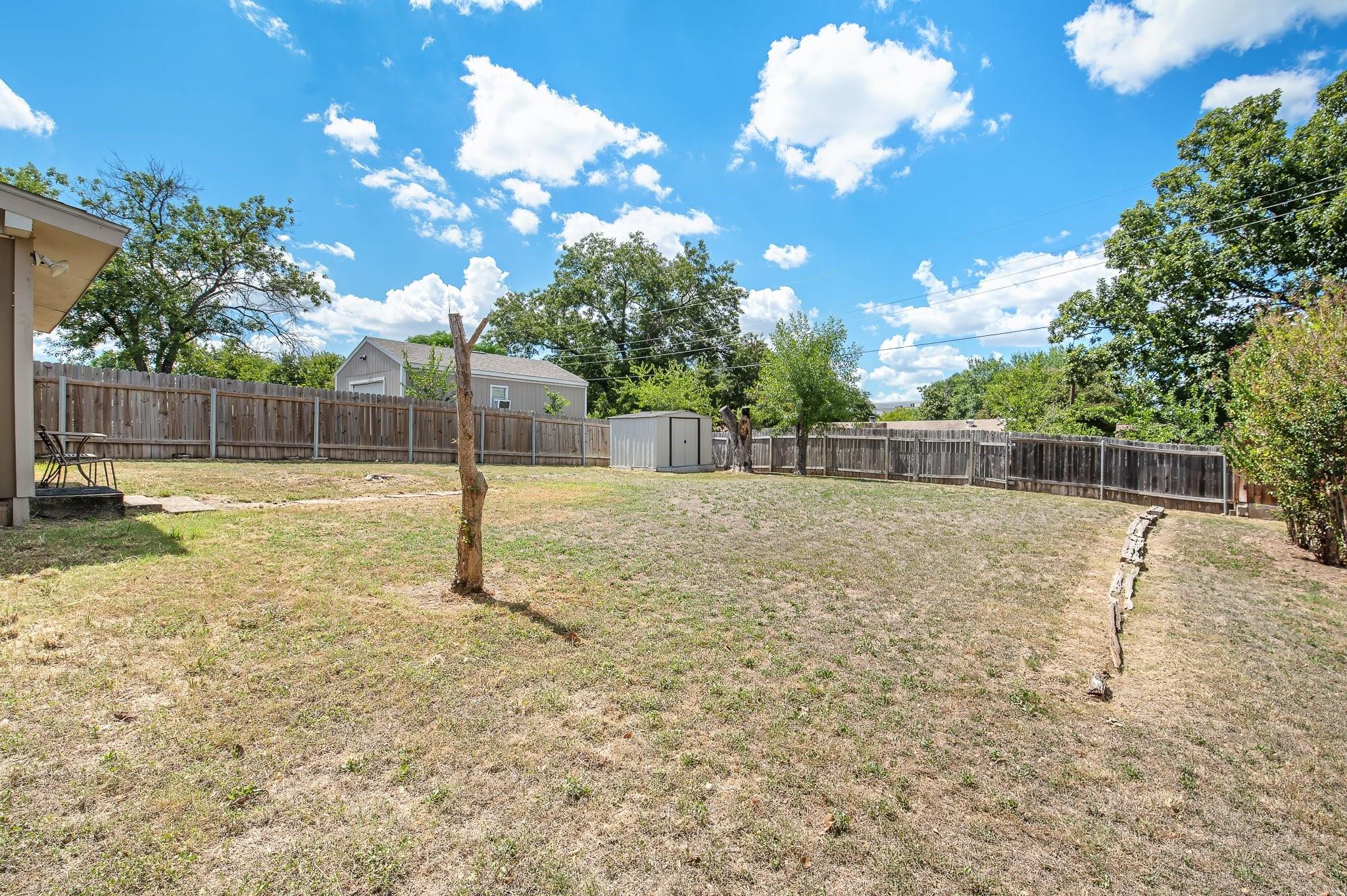 411 Oat Meadow Dr Property Photo 31