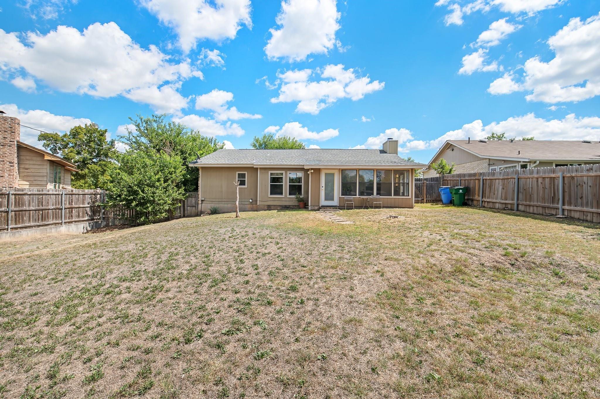 411 Oat Meadow Dr Property Photo 32
