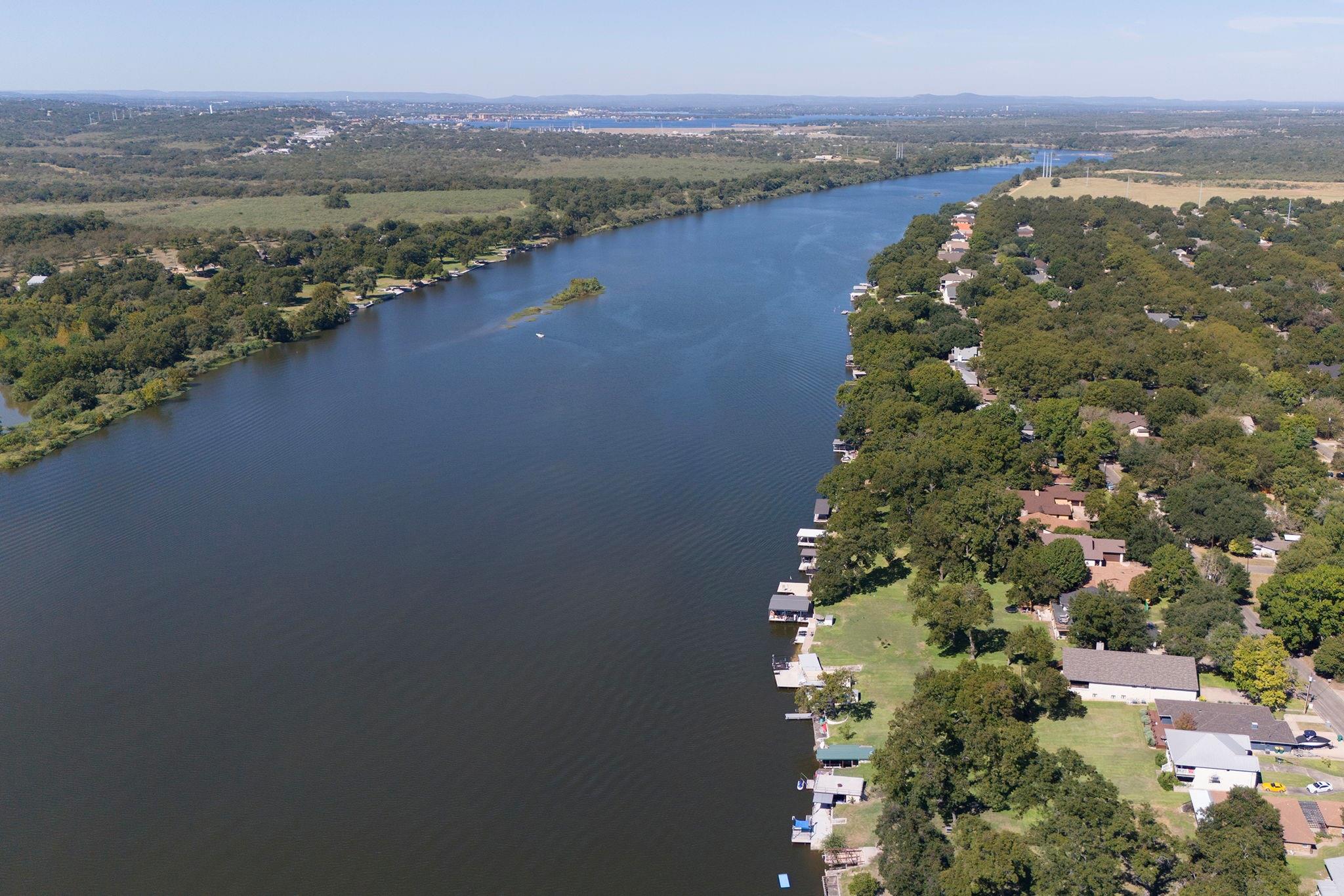 1106 Live Oak Dr Property Photo 36