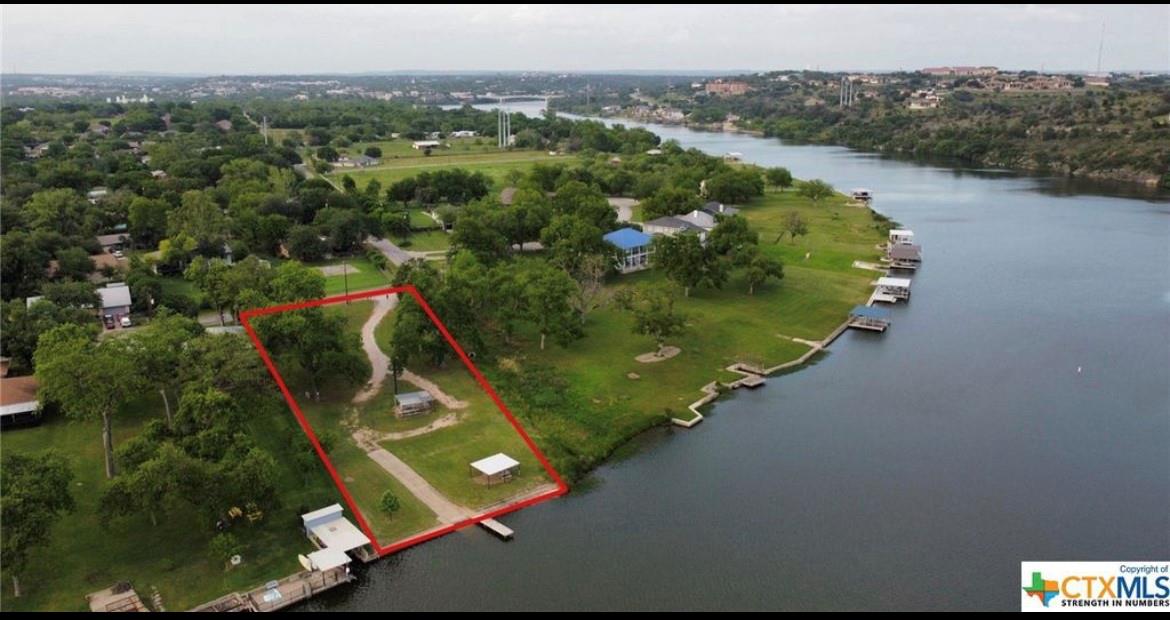 1106 Live Oak Dr Property Photo 40