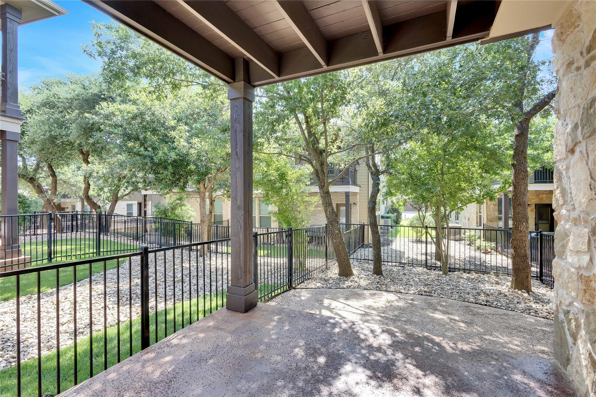 7309 Colina Vista Loop A Property Photo 4