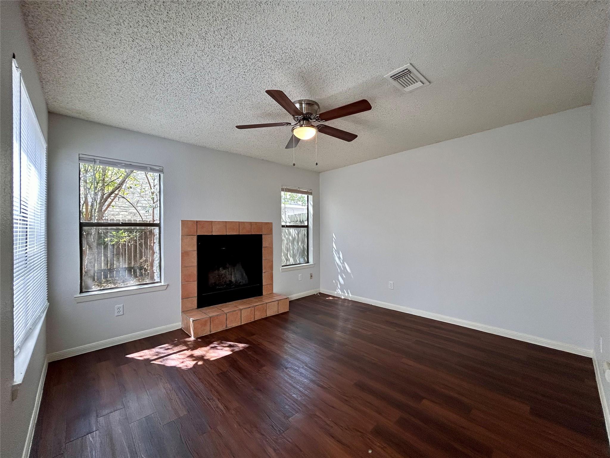 8906 Schick Rd C Property Photo 4