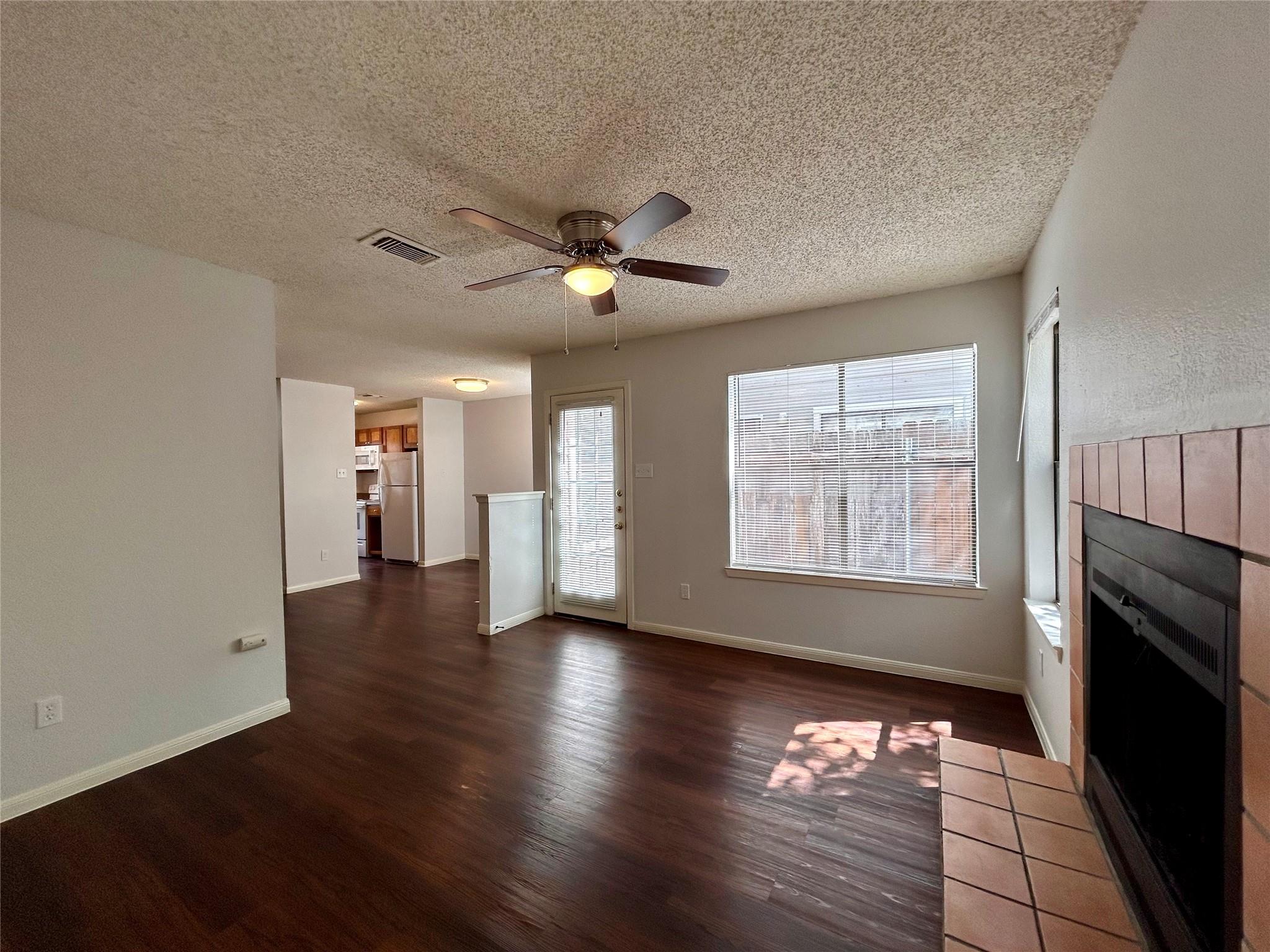 8906 Schick Rd C Property Photo 5