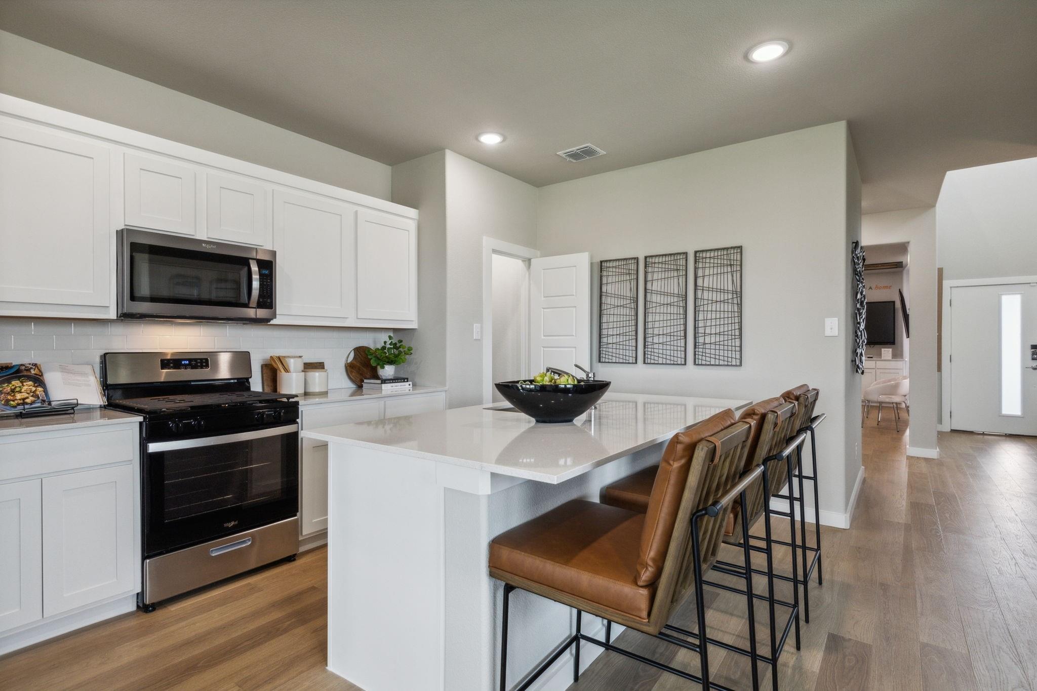 8016 Shining Flor Run Property Photo 4