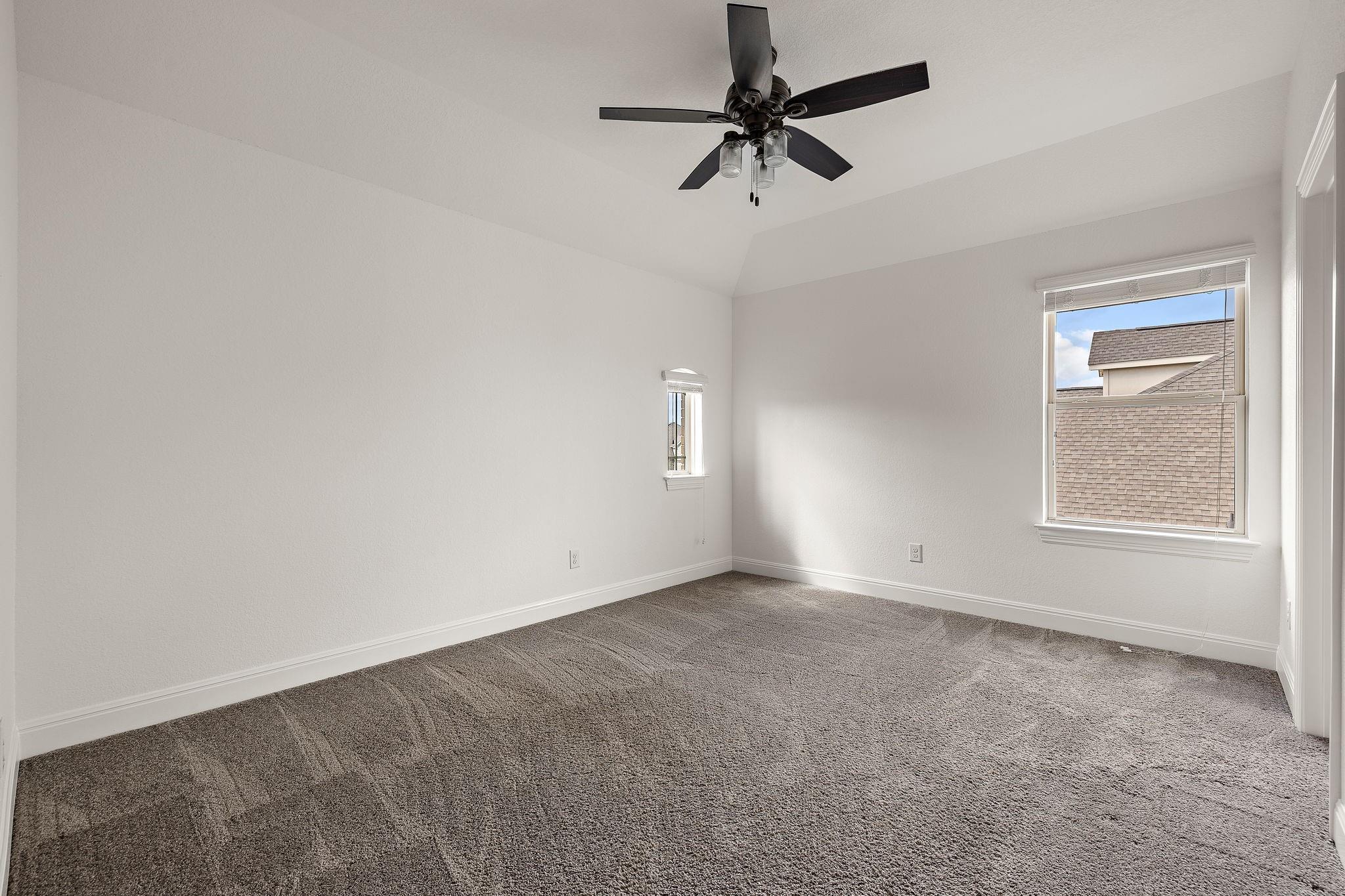 3704 Eva Marie Ct Property Photo 27