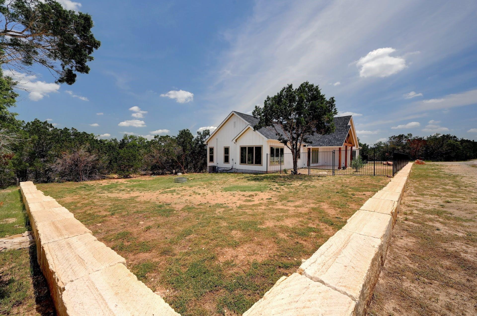 2 Cherokee Trl Property Photo 20