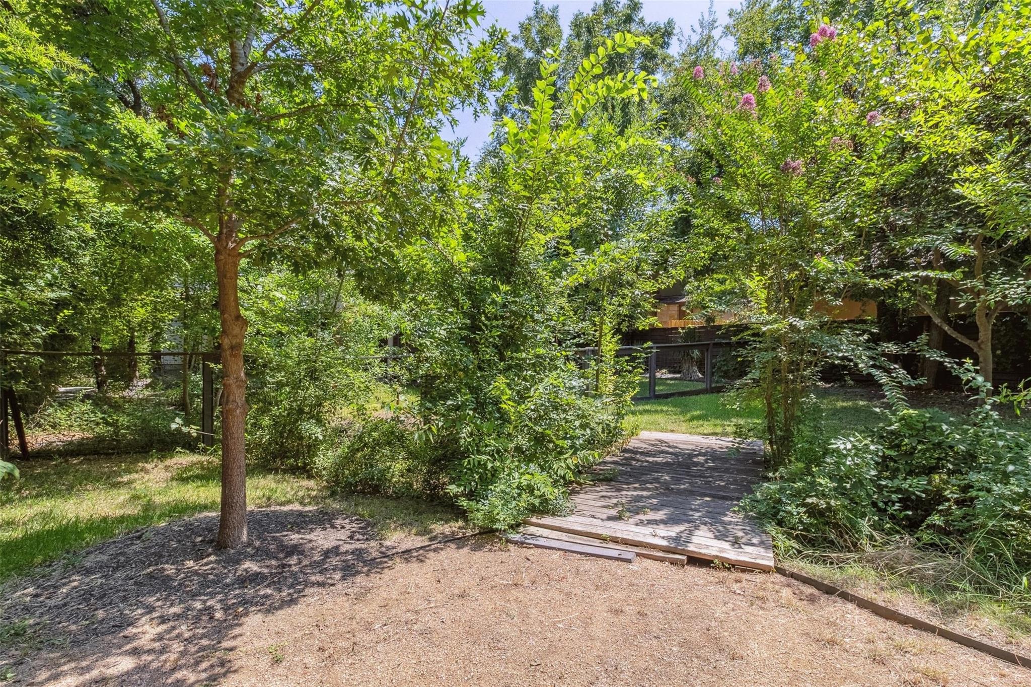 2304 Thornton Rd B Property Photo 37