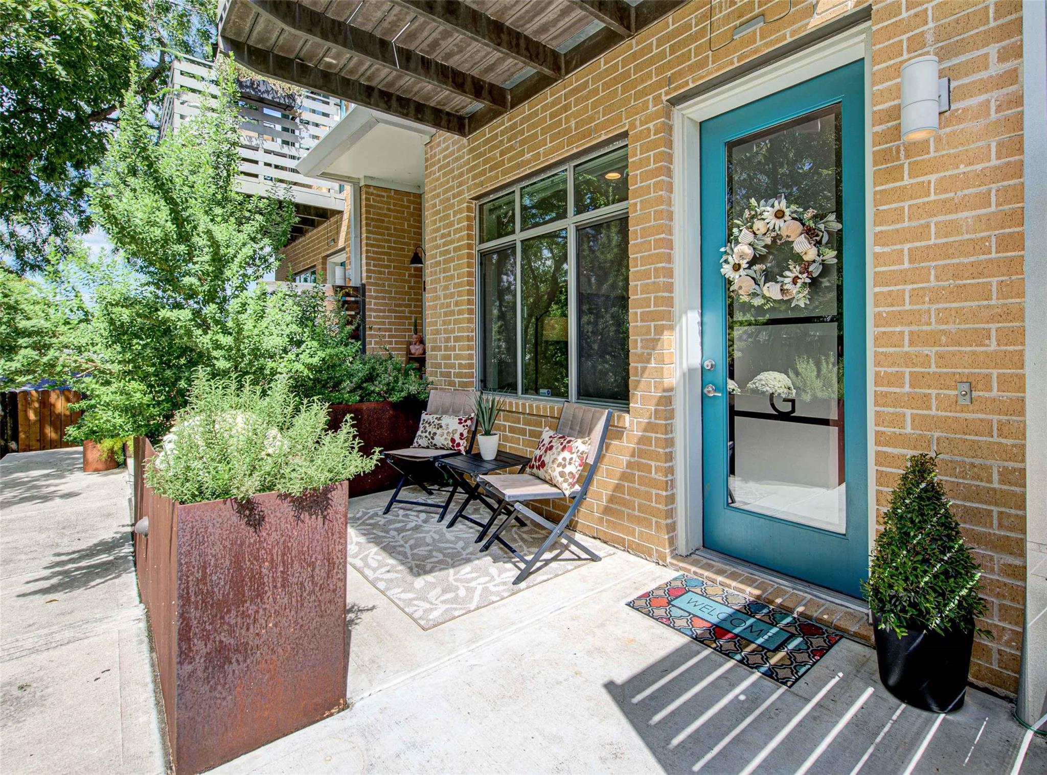 5514 Roosevelt Ave G Property Photo 2