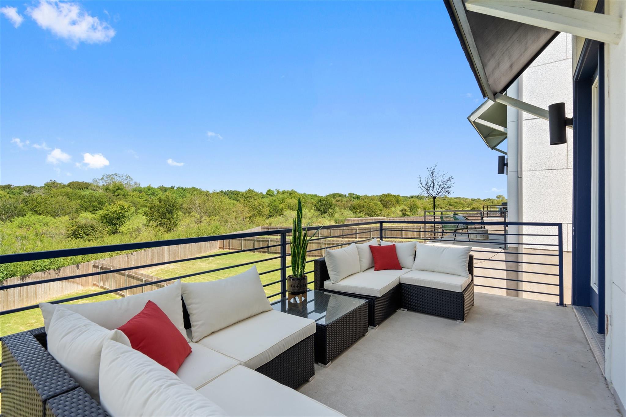 6212 Sendero Hills Pkwy Property Photo 11