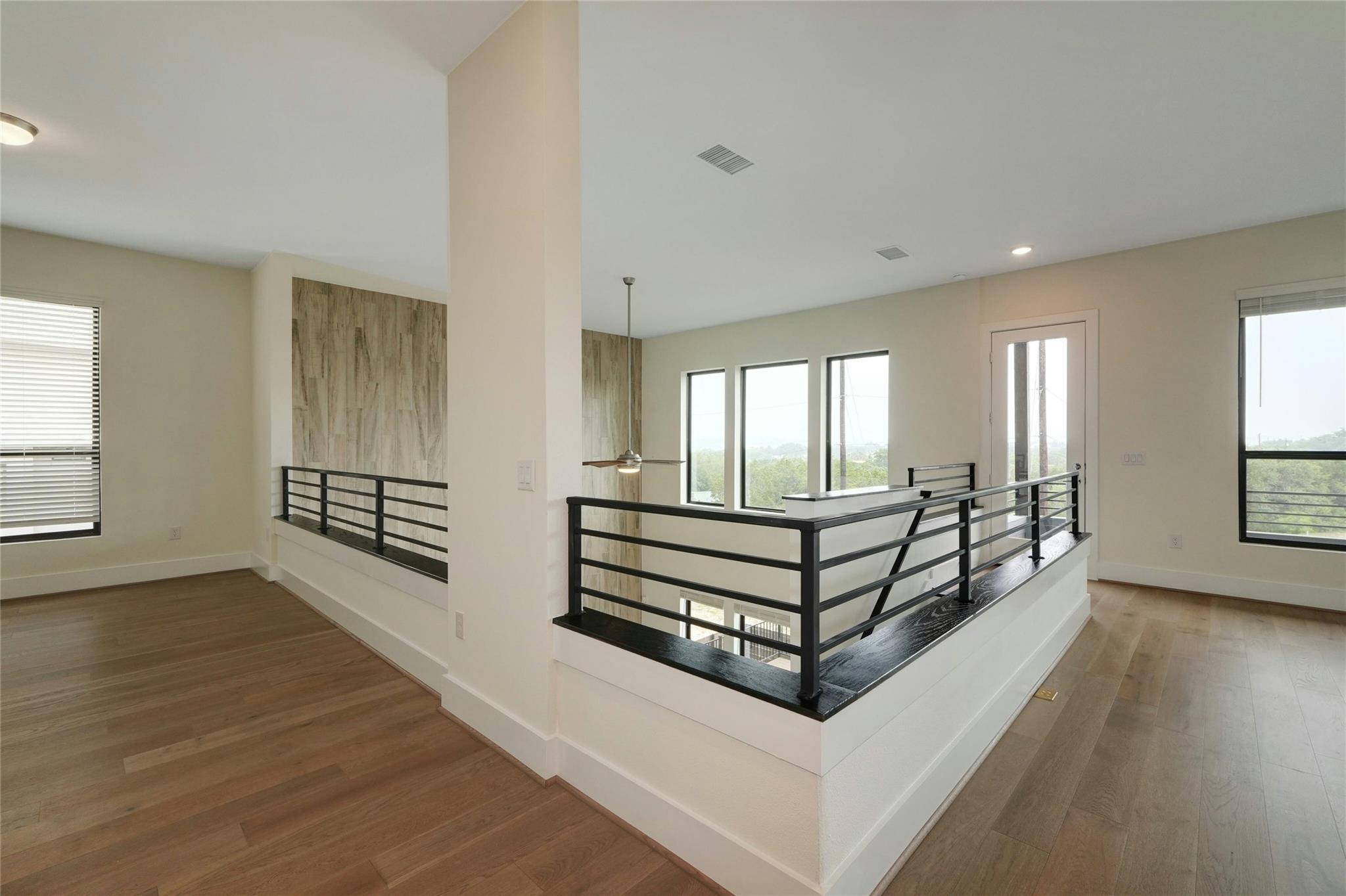 16308 Sydney Carol Ln Property Photo 21